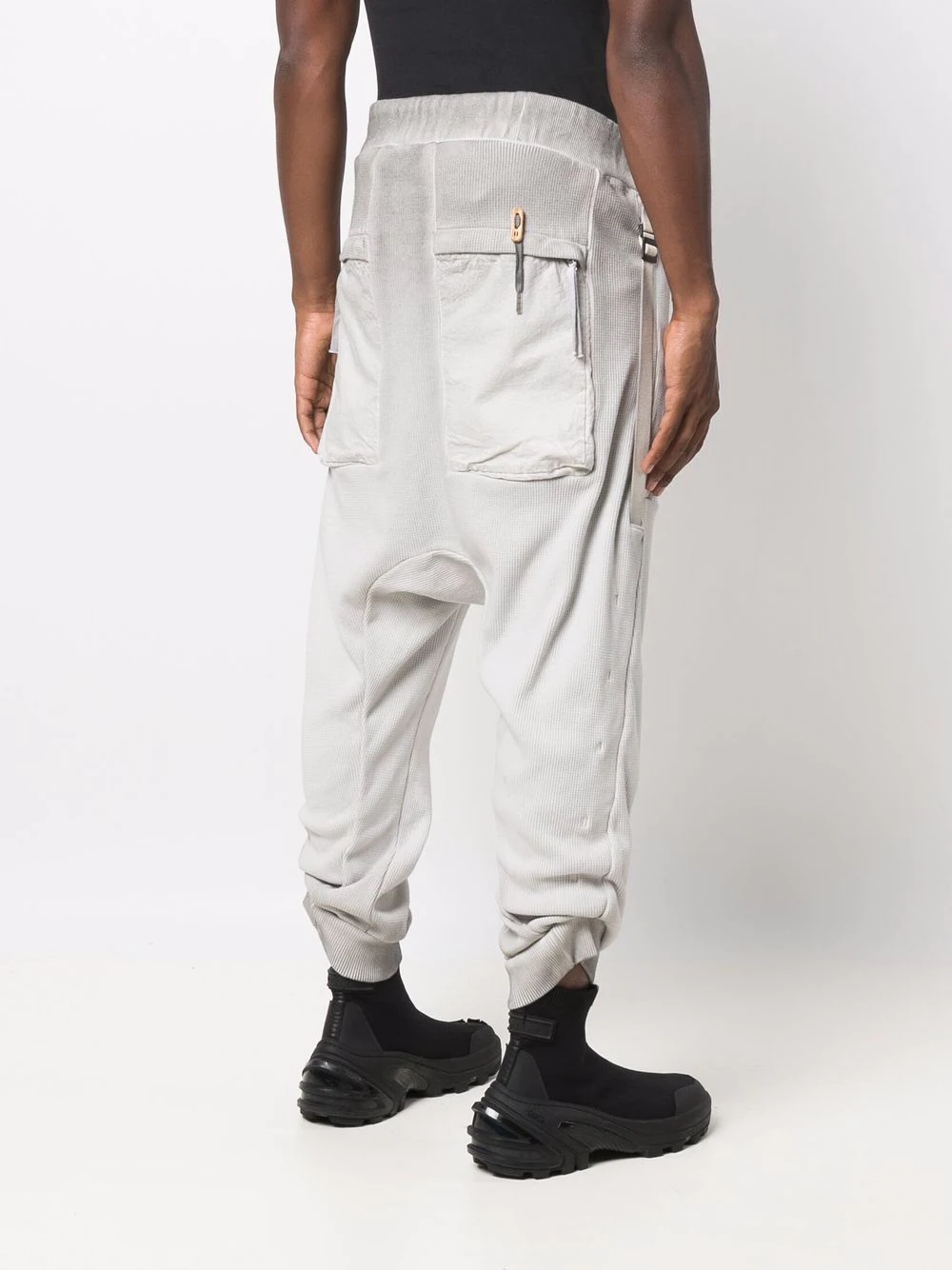 drawstring-waist drop-crotch trousers - 4