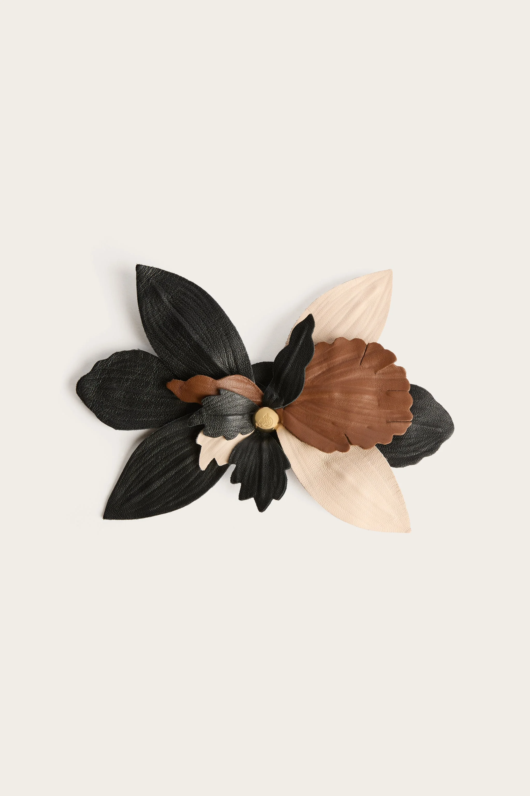 LEATHER FLOWER BROOCH - 1