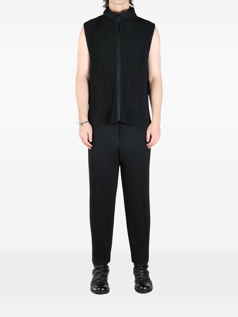 pleated vest - 2