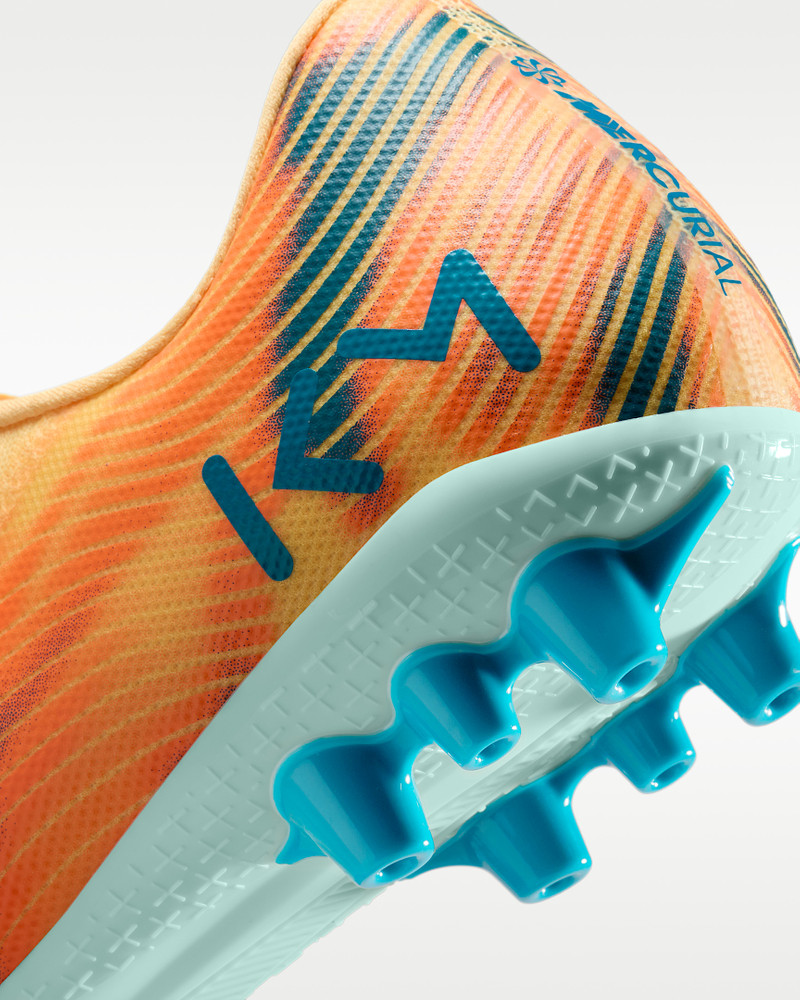 Nike Mercurial Vapor 16 Academy "Kylian Mbappé" AG Low-Top Soccer Cleats 9