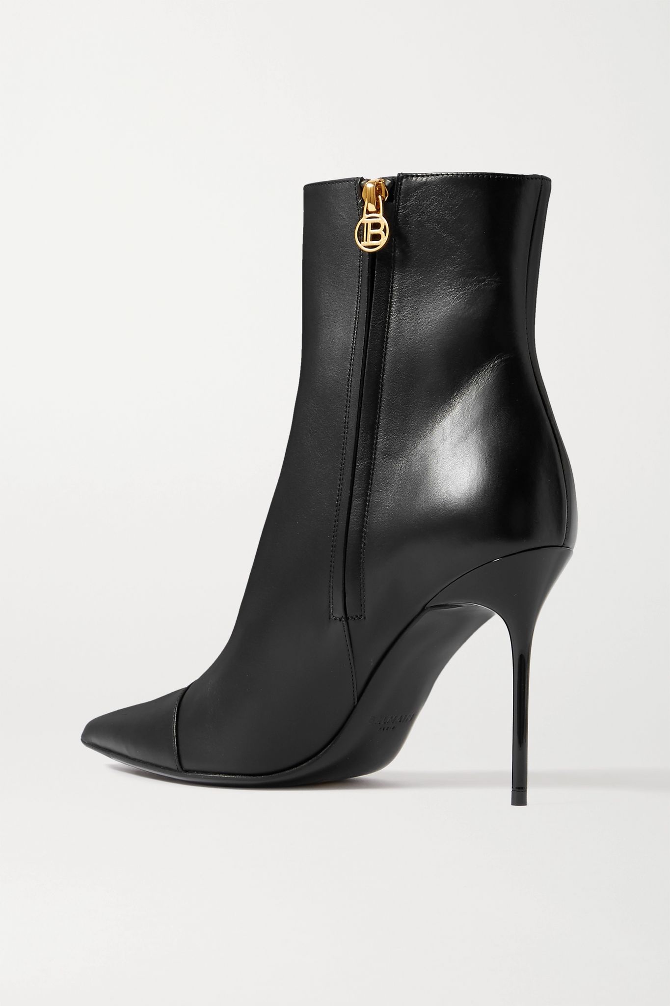 Button-embellished leather ankle boots - 3