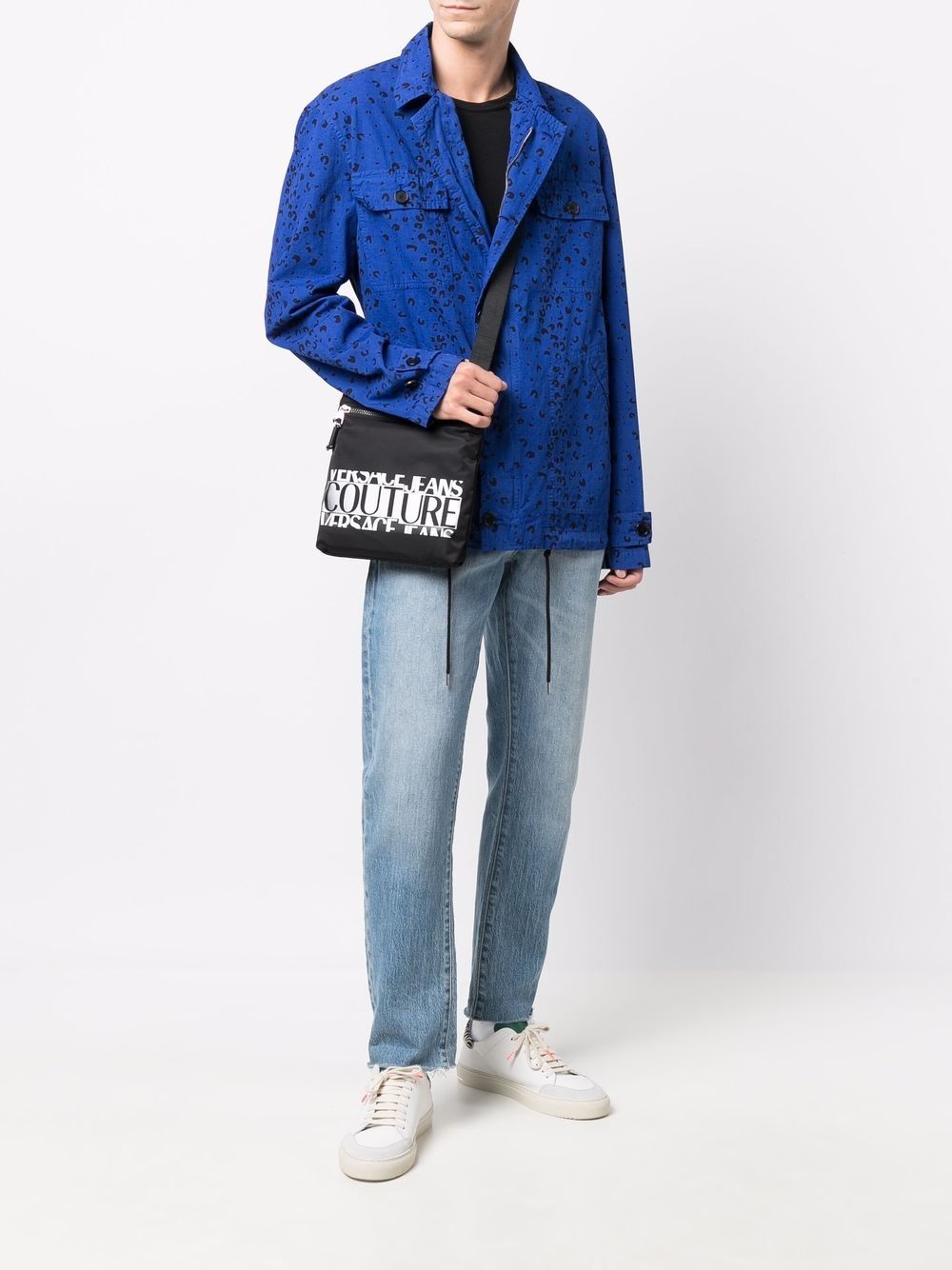 logo-print zipped messenger bag - 2