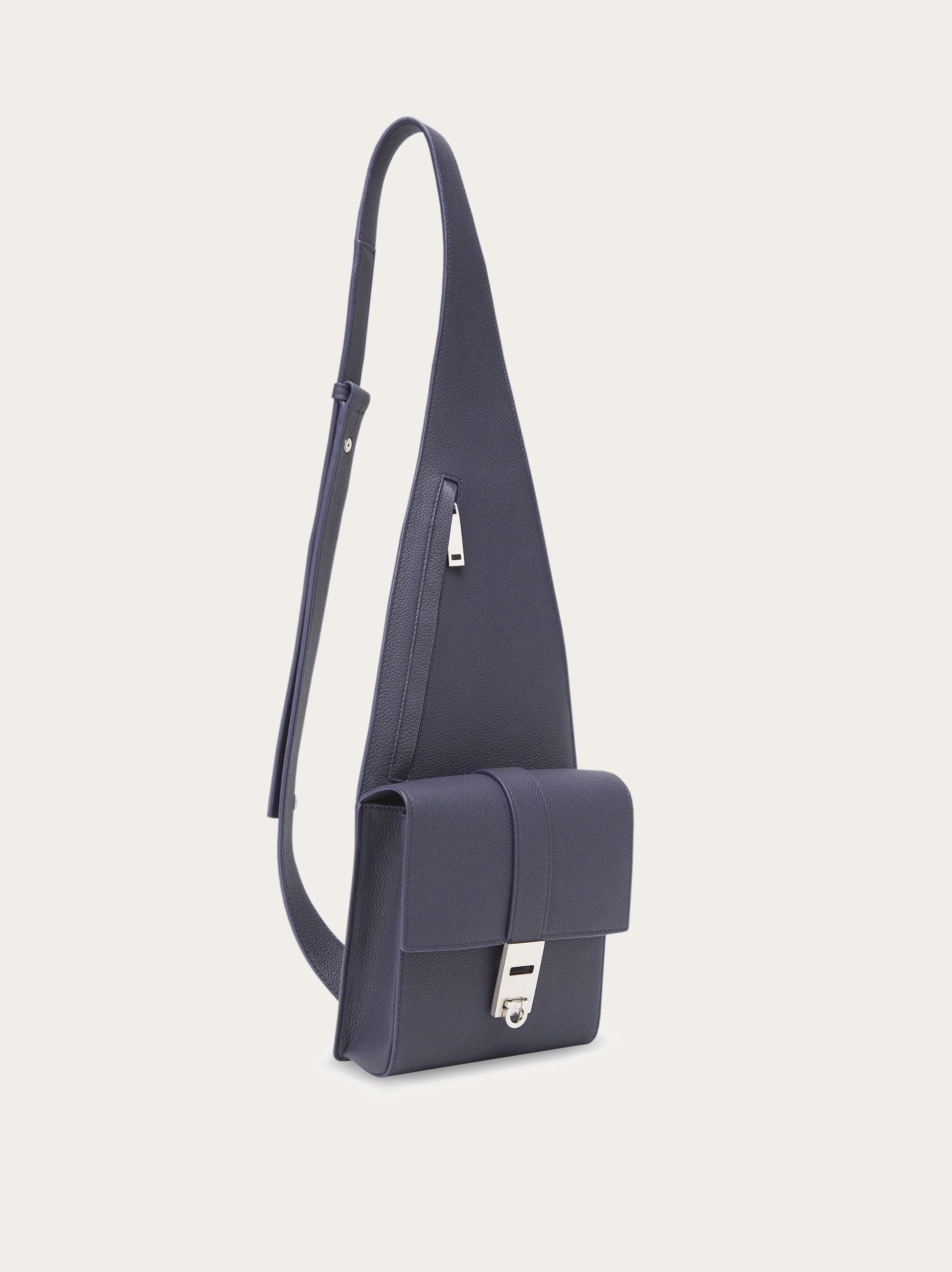 Asymmetric shoulder bag - 3