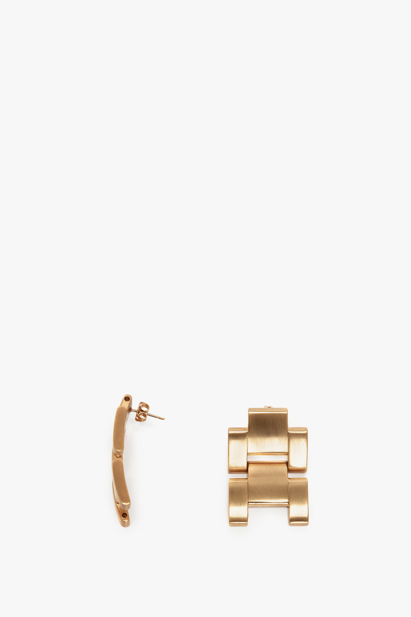 Victoria Beckham Exclusive Jumbo Chain Earrings in Brushed Gold outlook