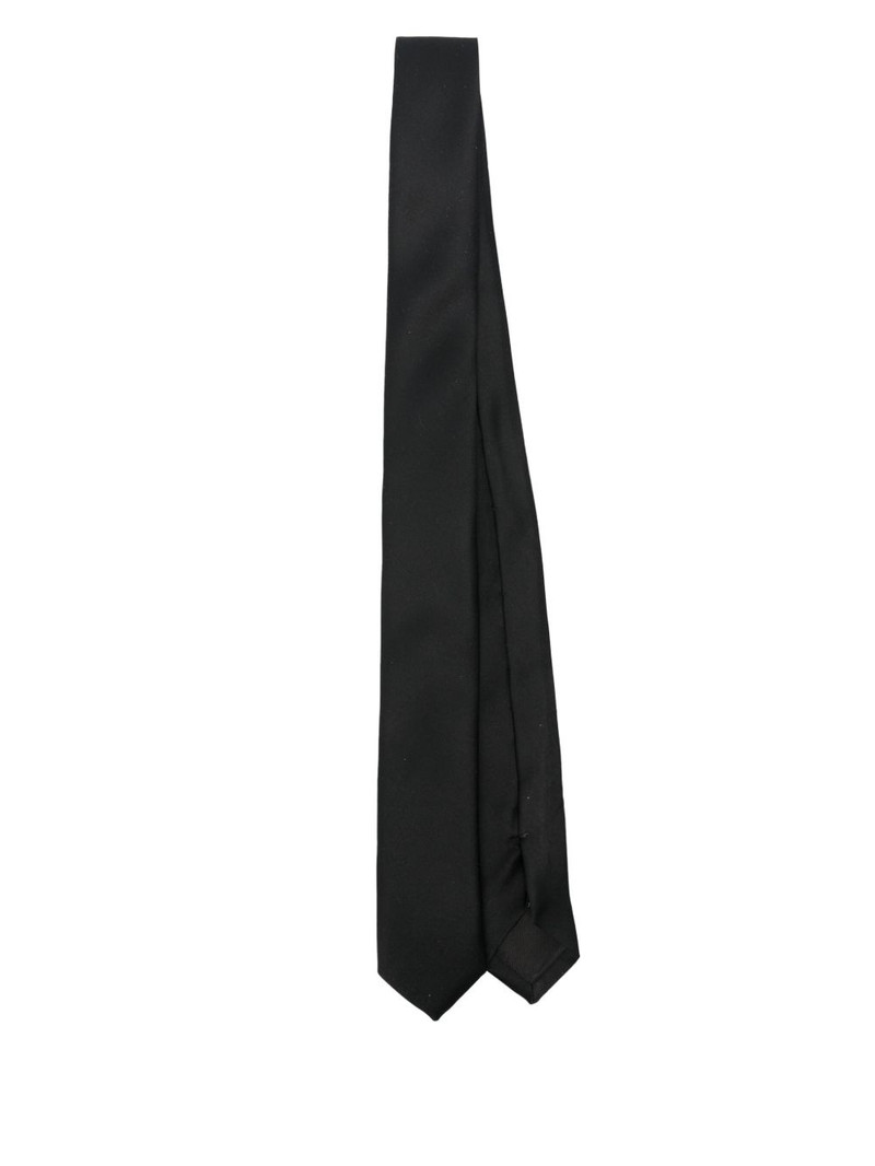 plain tie 1