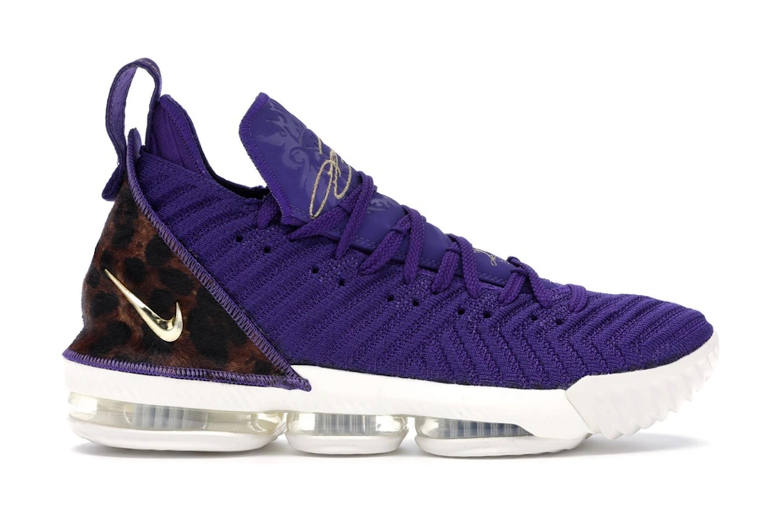 Nike LeBron 16 King Court Purple - 1