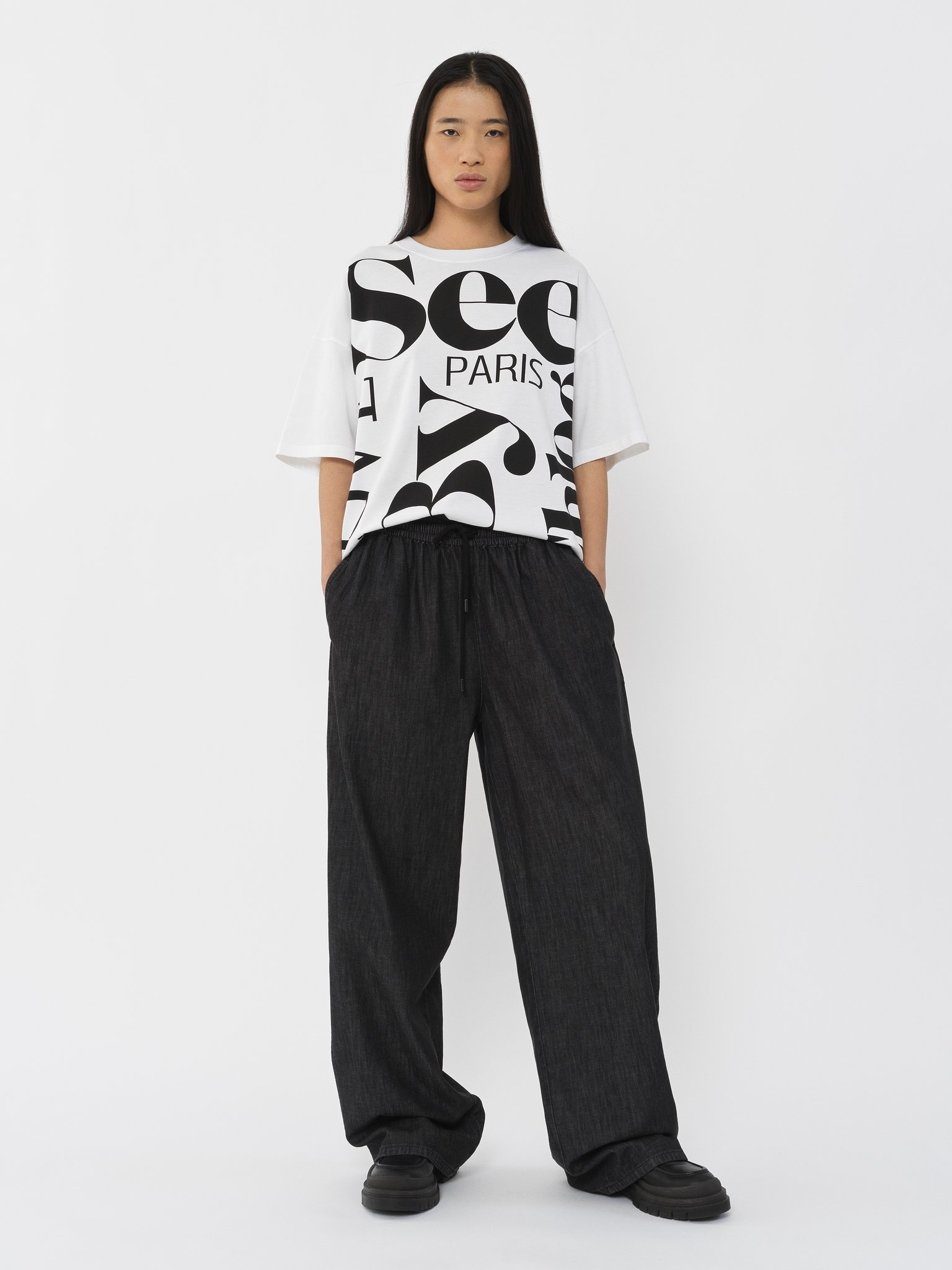 GRAPHIC TEE - 5
