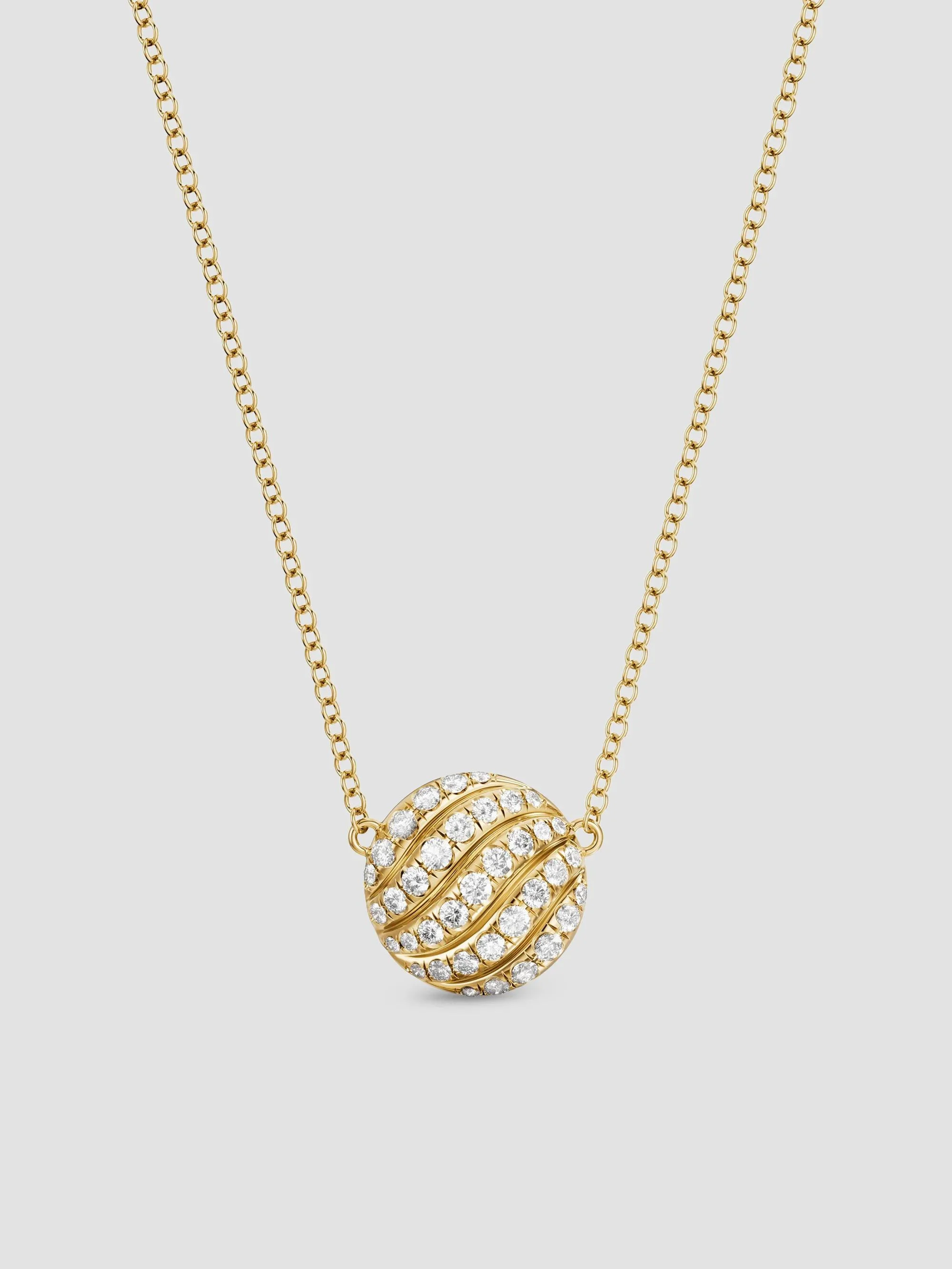 Women's Sculpted Cable Pendant Necklace in 18K Yellow Gold - Diamond - 1