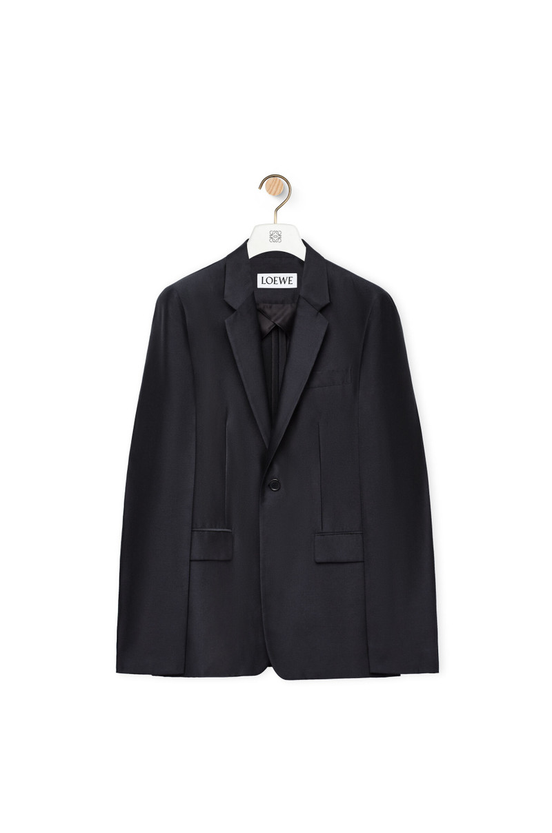Tailored jacket in silk 1