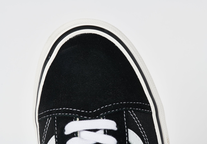 PALACE VANS SKATE OLD SKOOL BLACK / WHITE 10