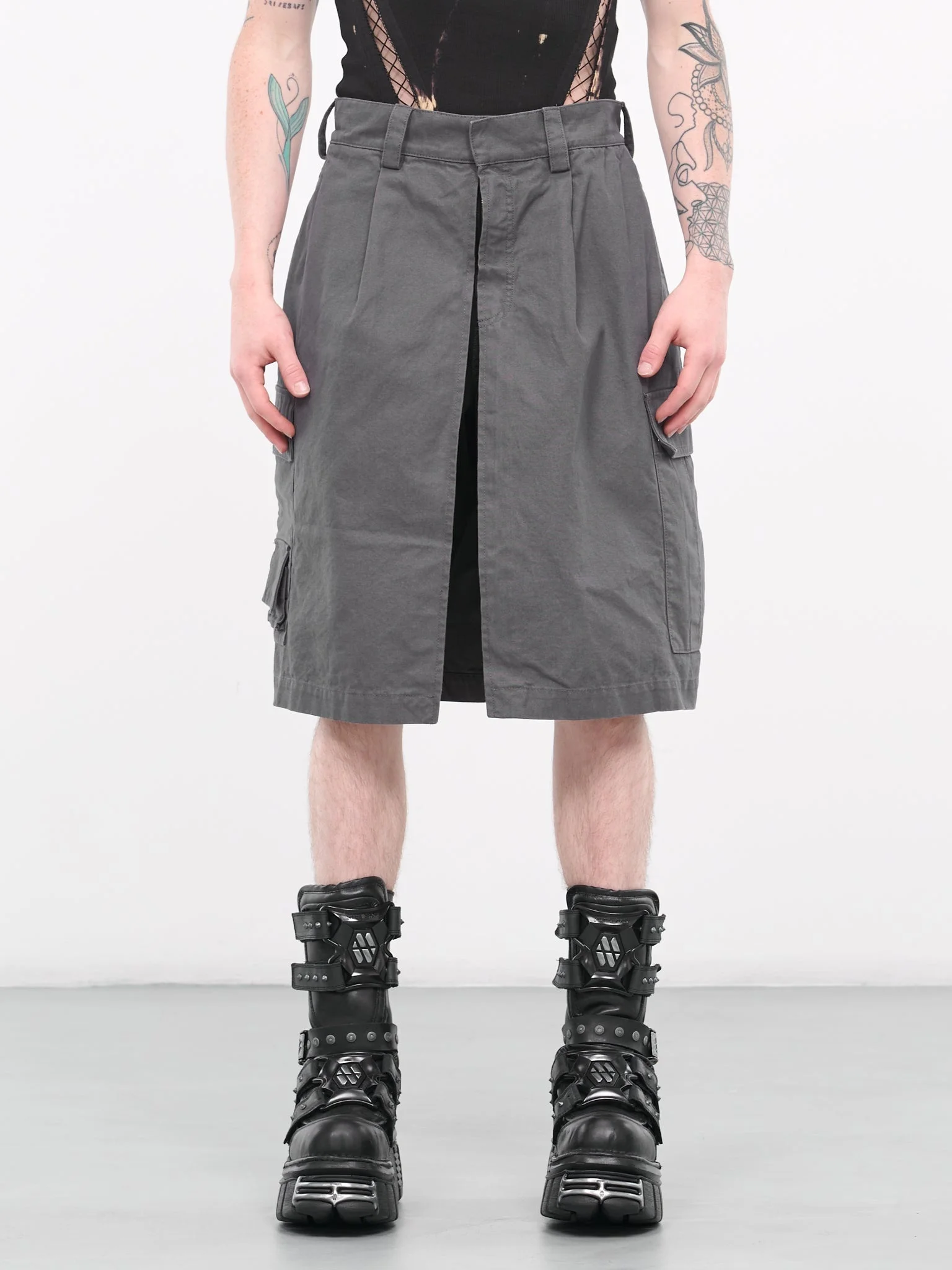 Wrap Cargo Shorts - 1