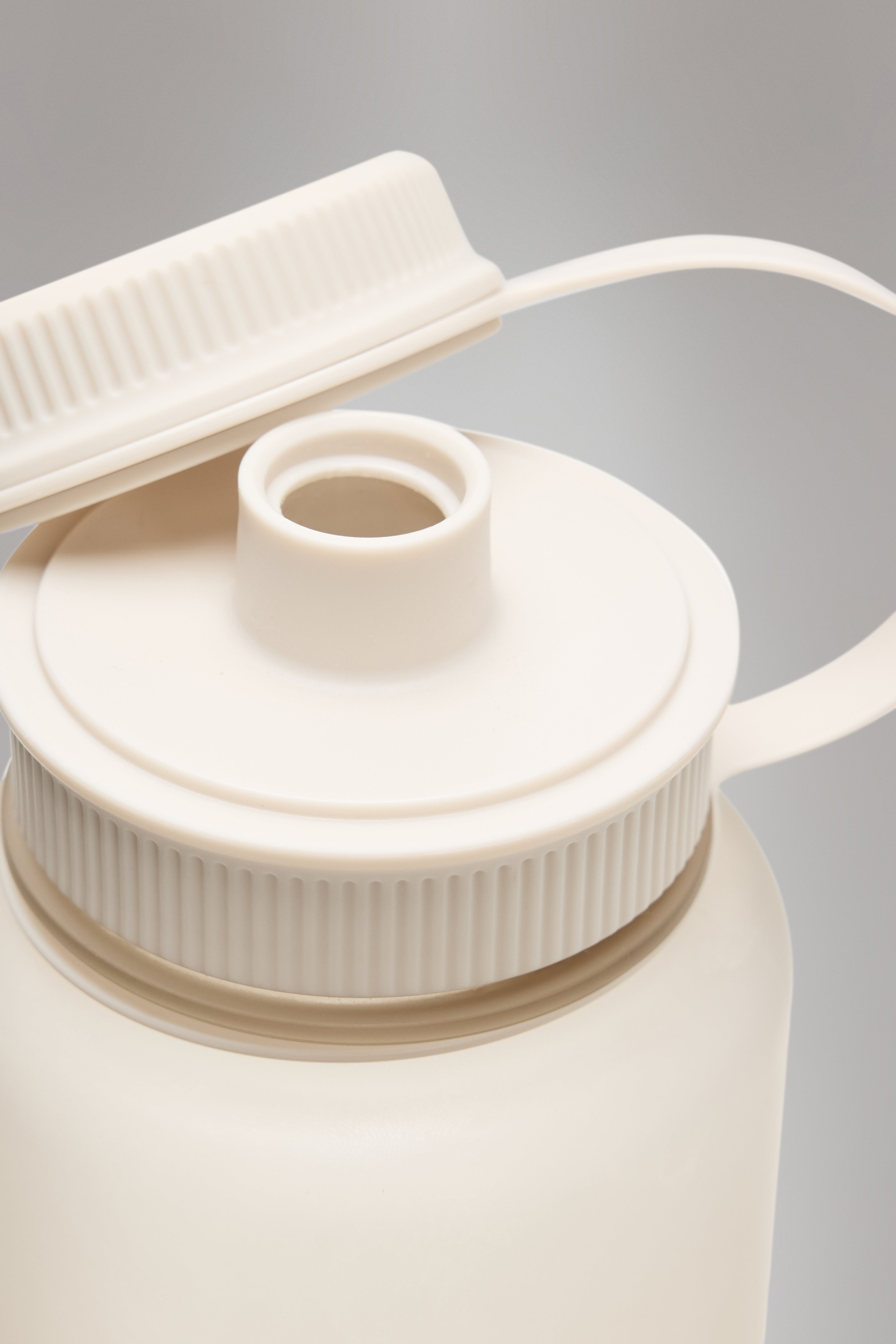Water Bottle 900ml - 2