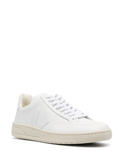 VEJA V-10 low top sneakers outlook