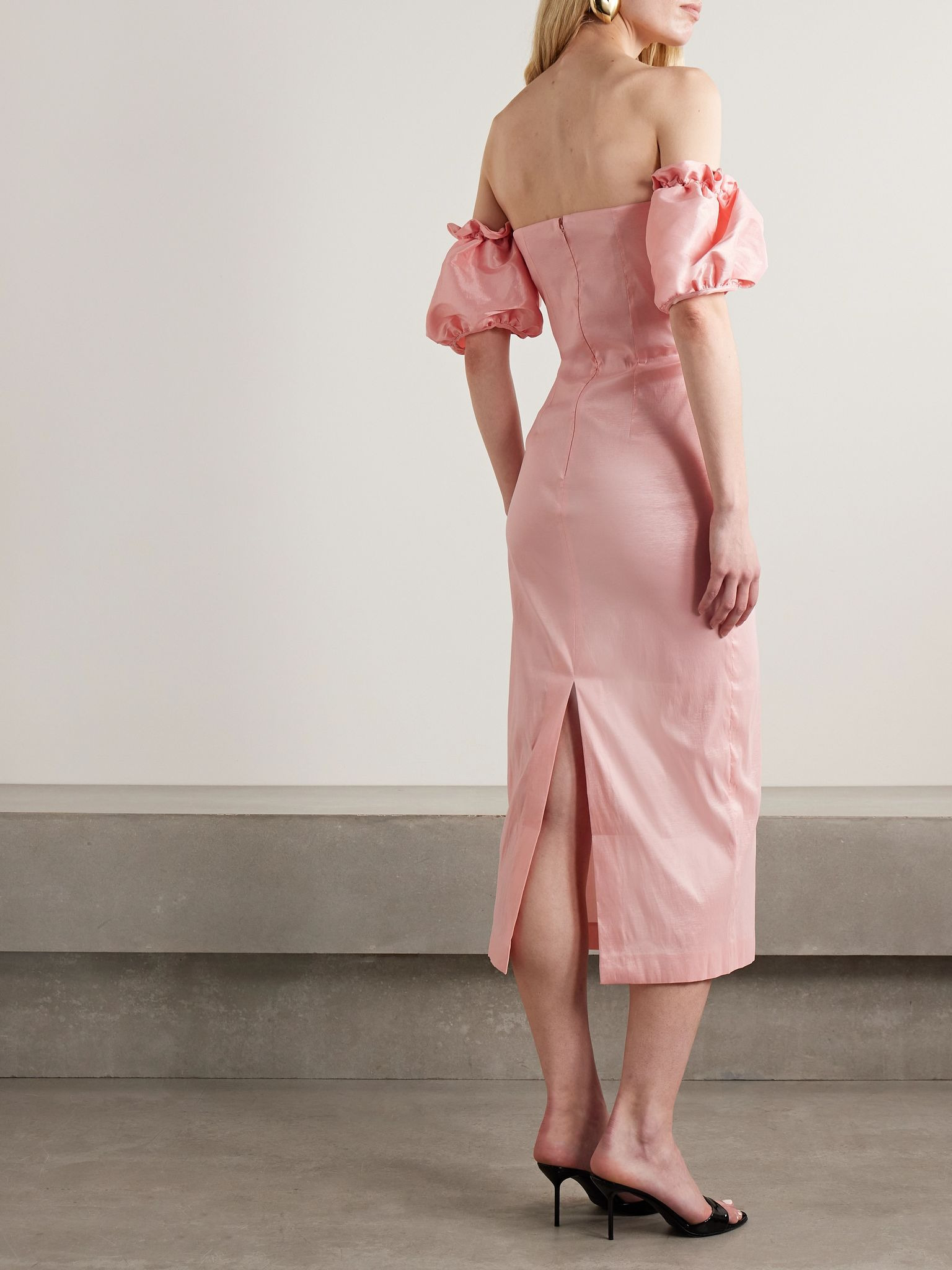 Stella off-the-shoulder bow-detailed taffeta midi dress Pastel pink - 3