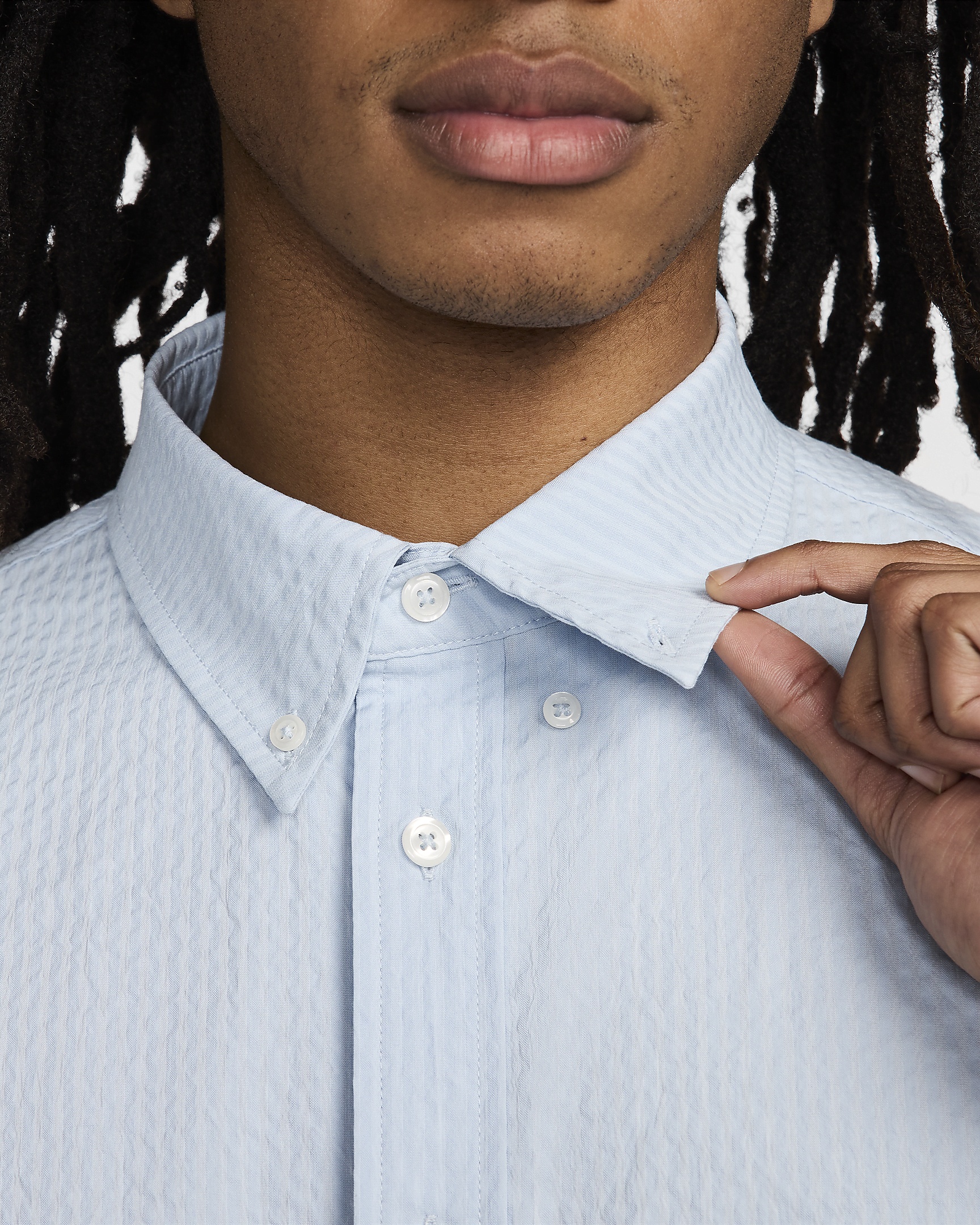 Nike Life Men's Short-Sleeve Seersucker Button-Down Shirt - 4