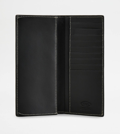 Tod's VERTICAL WALLET IN LEATHER - BLACK outlook