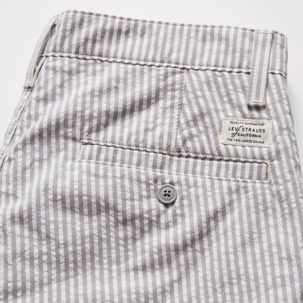 LEVI'S® XX CHINO AUTHENTIC 6" MEN'S SHORTS - 7