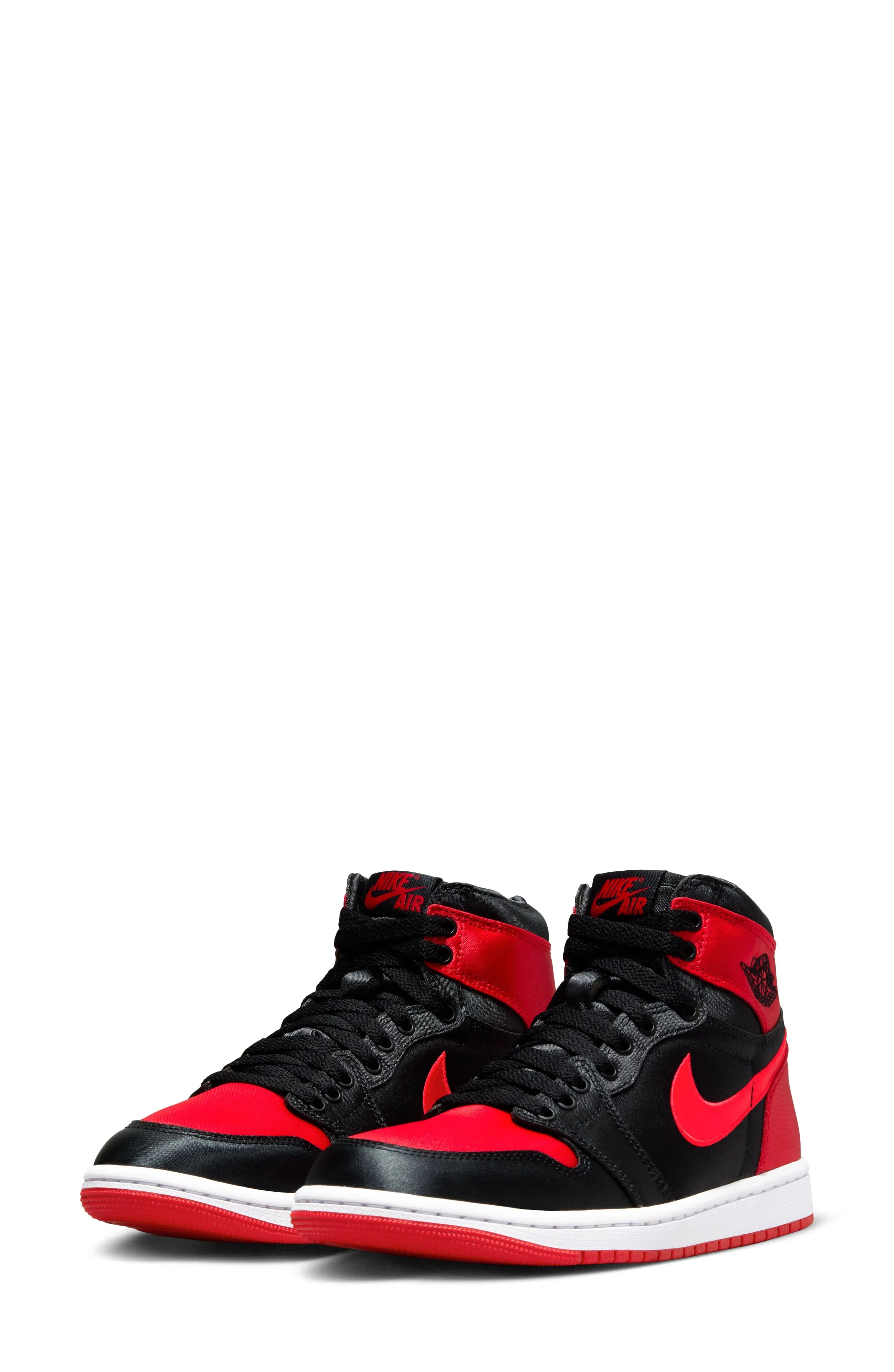 Air Jordan 1 Retro High Top Sneaker in Black/University Red/White - 1