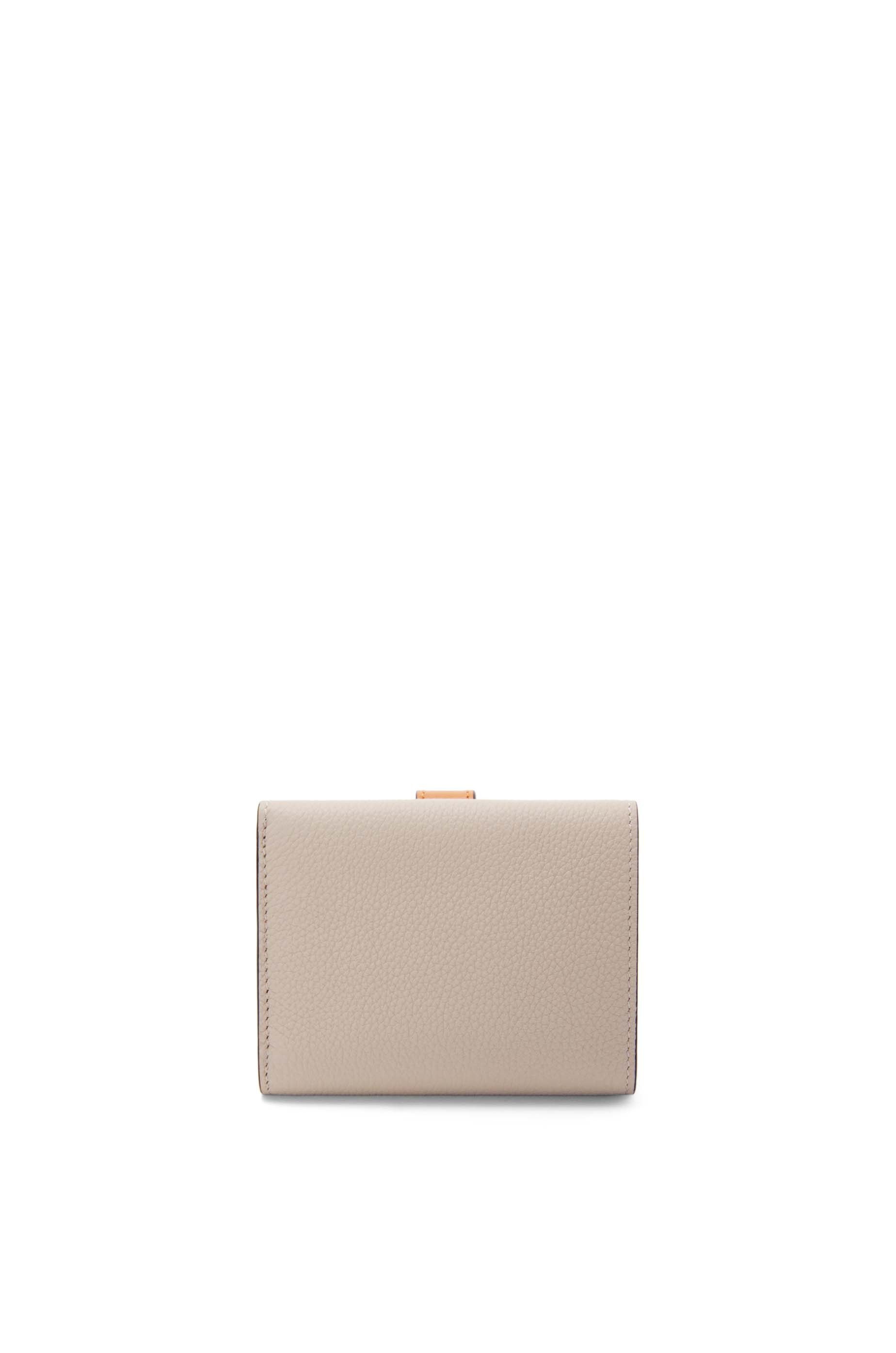 Trifold wallet in soft grained calfskin - 5