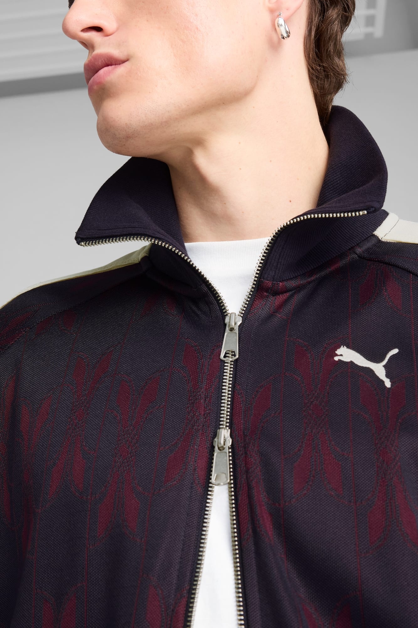 The NeverWorn V T7 Track Jacket Men - 7