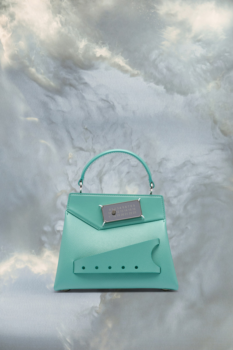 Snatched handbag small 1