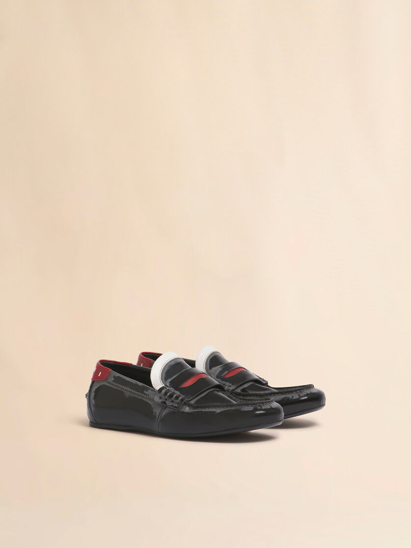 BLACK LEATHER MOCCASIN WITH LOGO TAB - 2