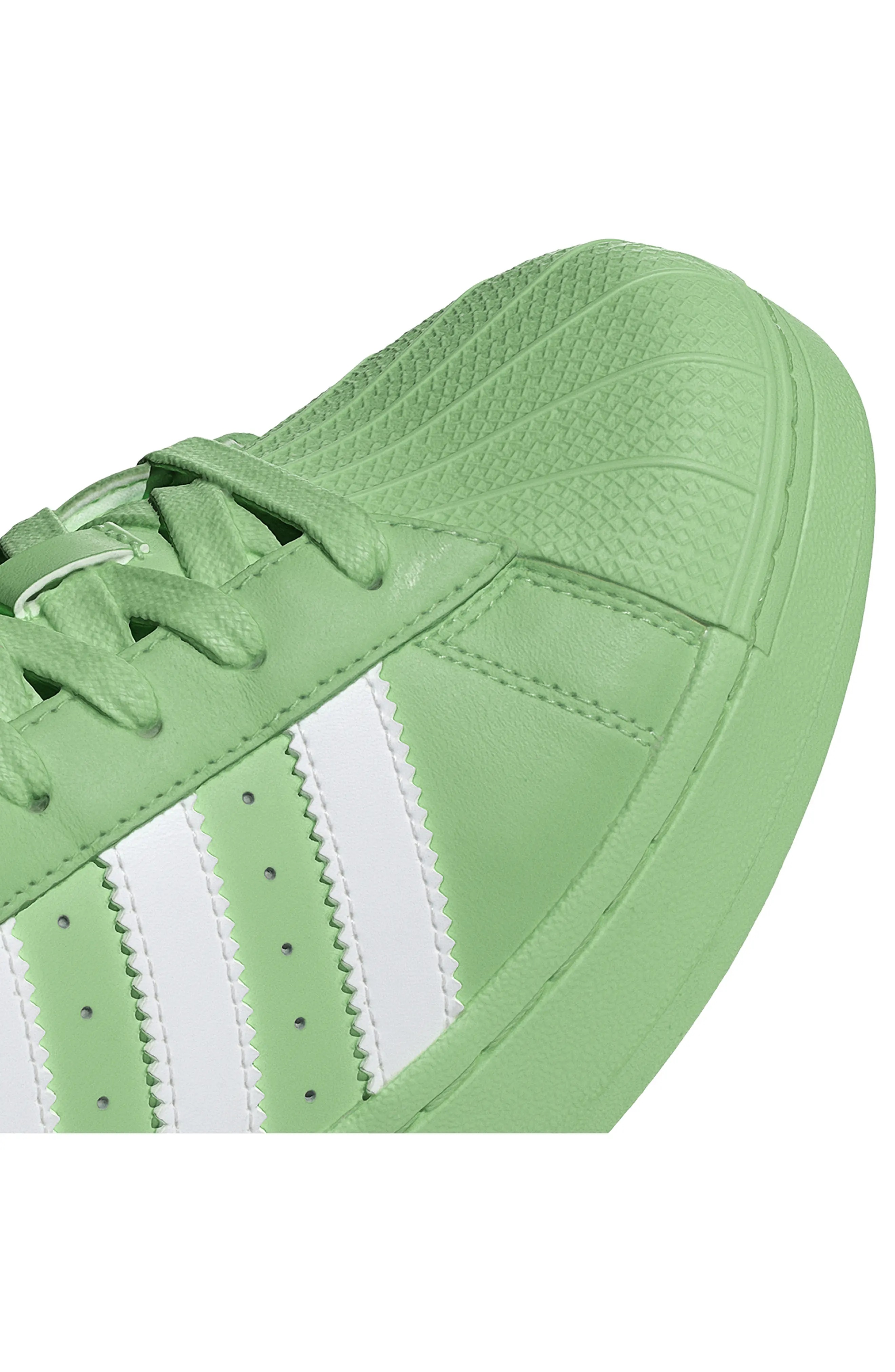 Superstar XLG Sneaker in Green/White/Green Spark - 7