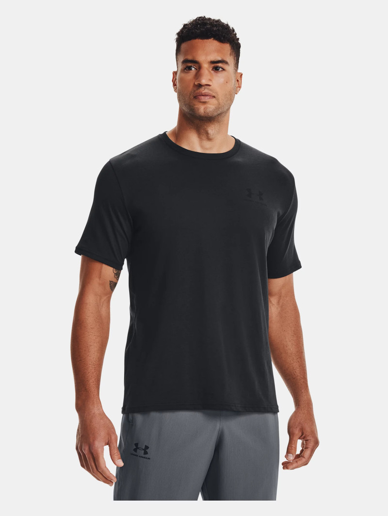 Under Armour UA Left Chest Logo outlook