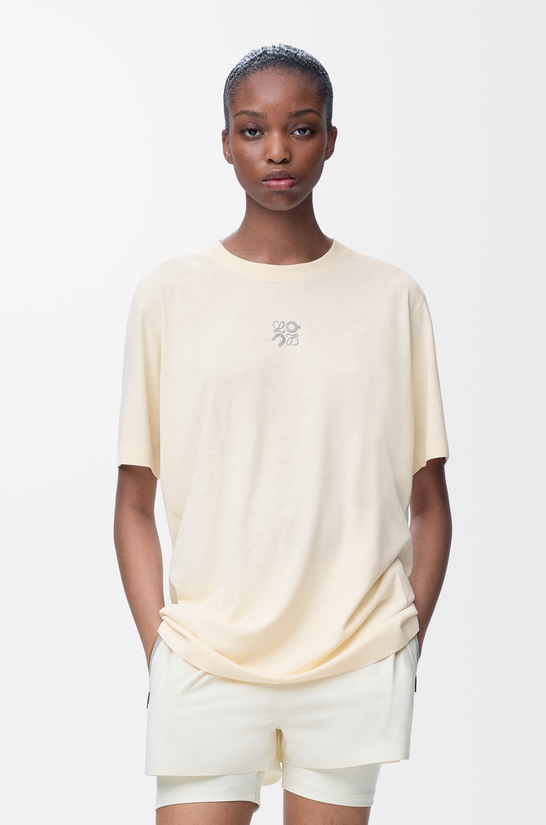 【ロエベ】x On アクティブTシャツ x On Active T-shirt in black - Loewe | Mytheresa