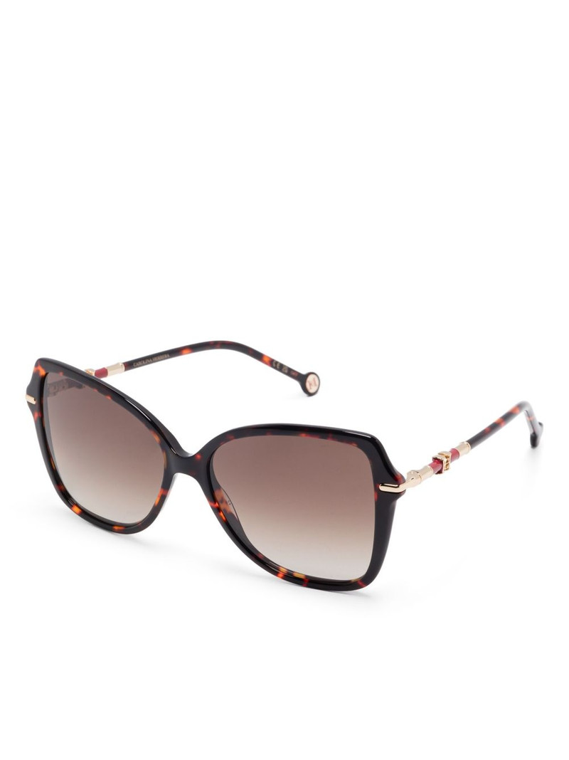 CAROLINA HERRERA oversize-frame sunglasses outlook
