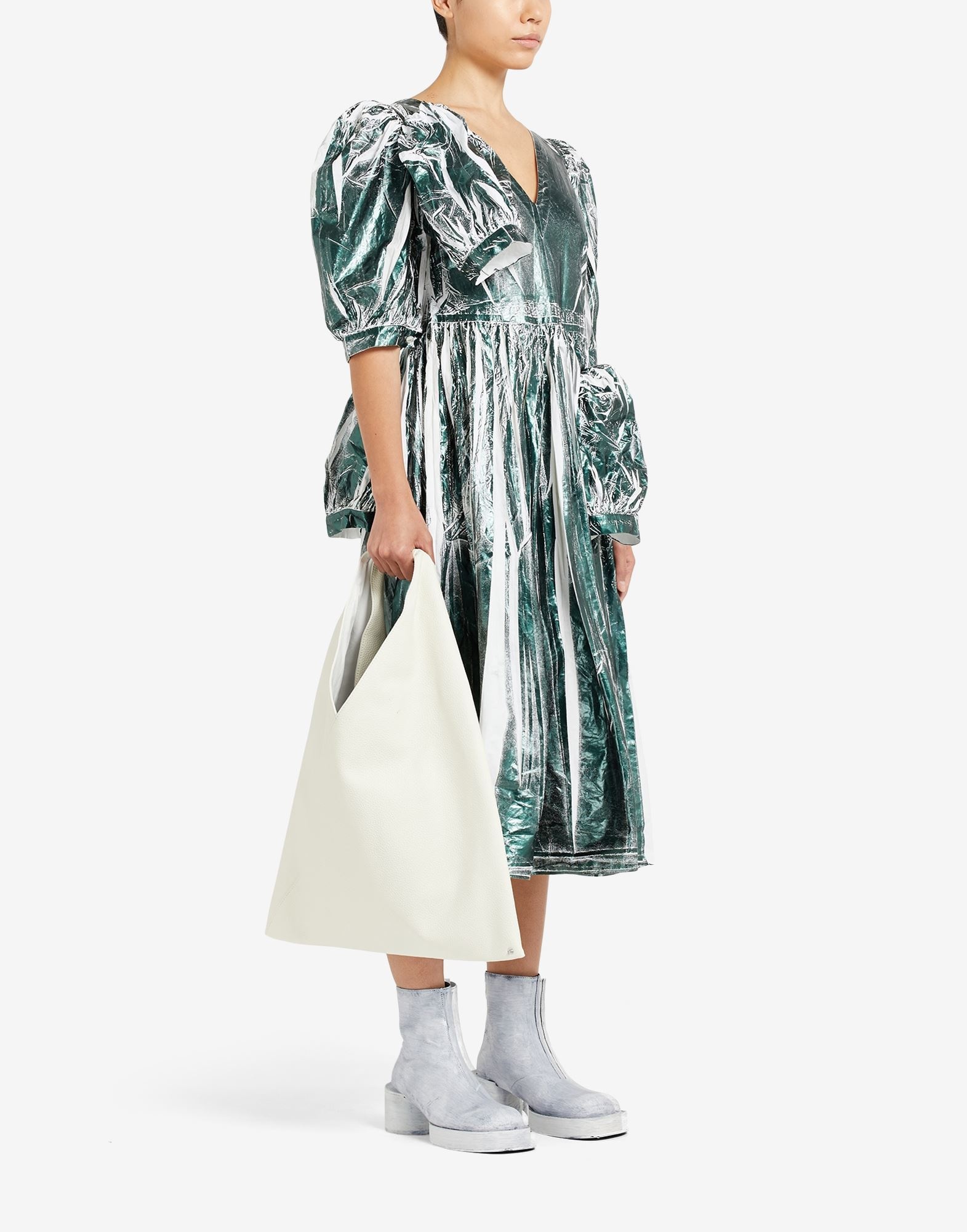 Gathered dress with hanging sleeves - 3