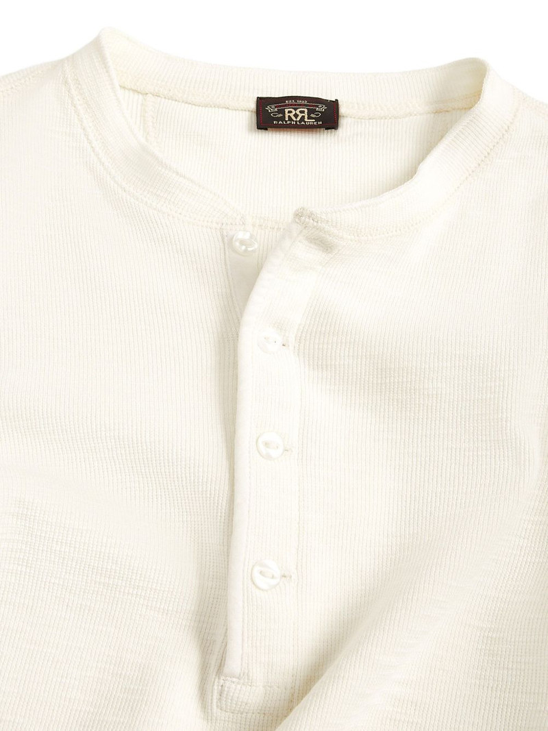 long-sleeved T-shirt 4