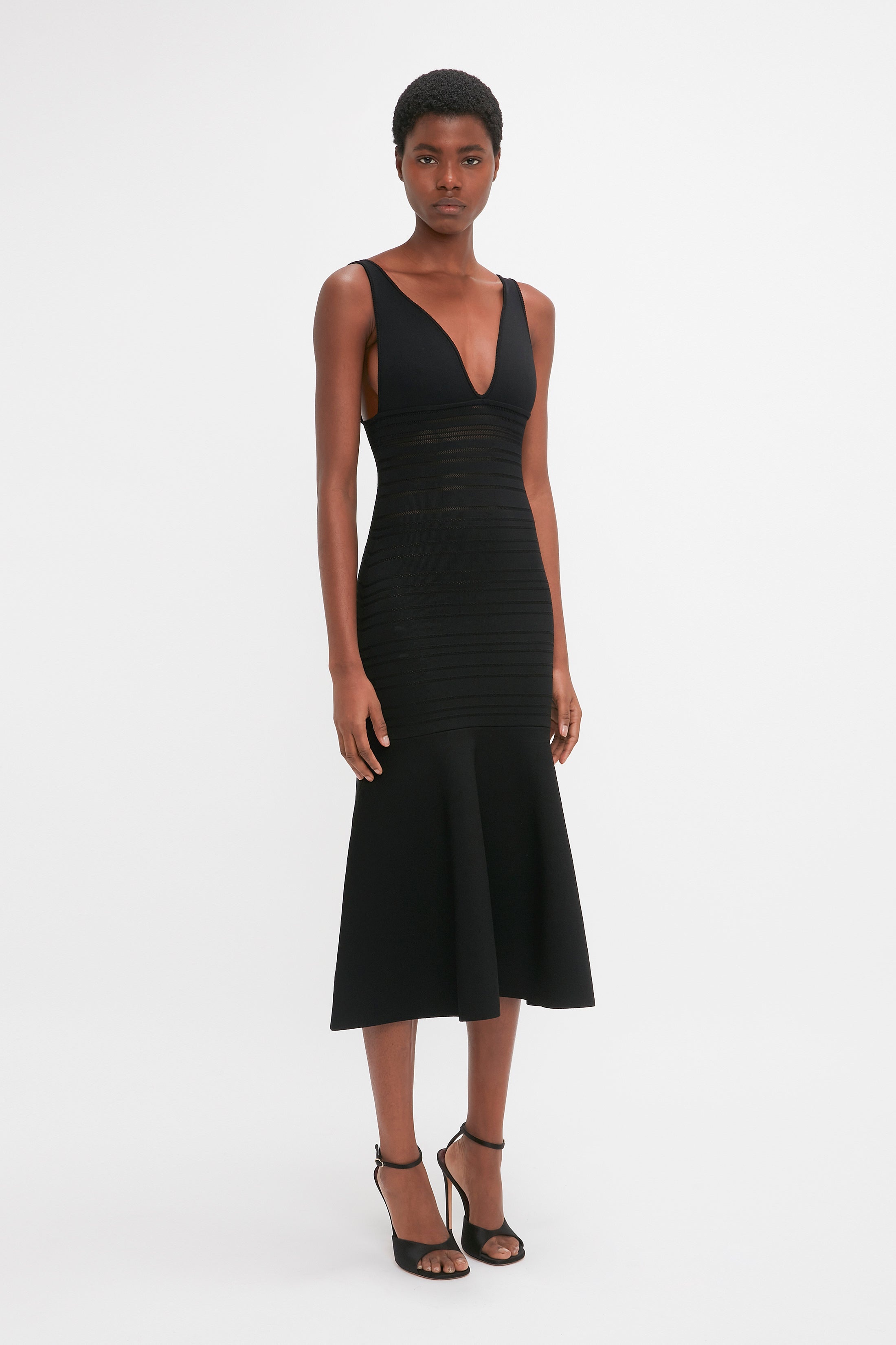 Frame Detail Sleeveless Dress In Black - 3