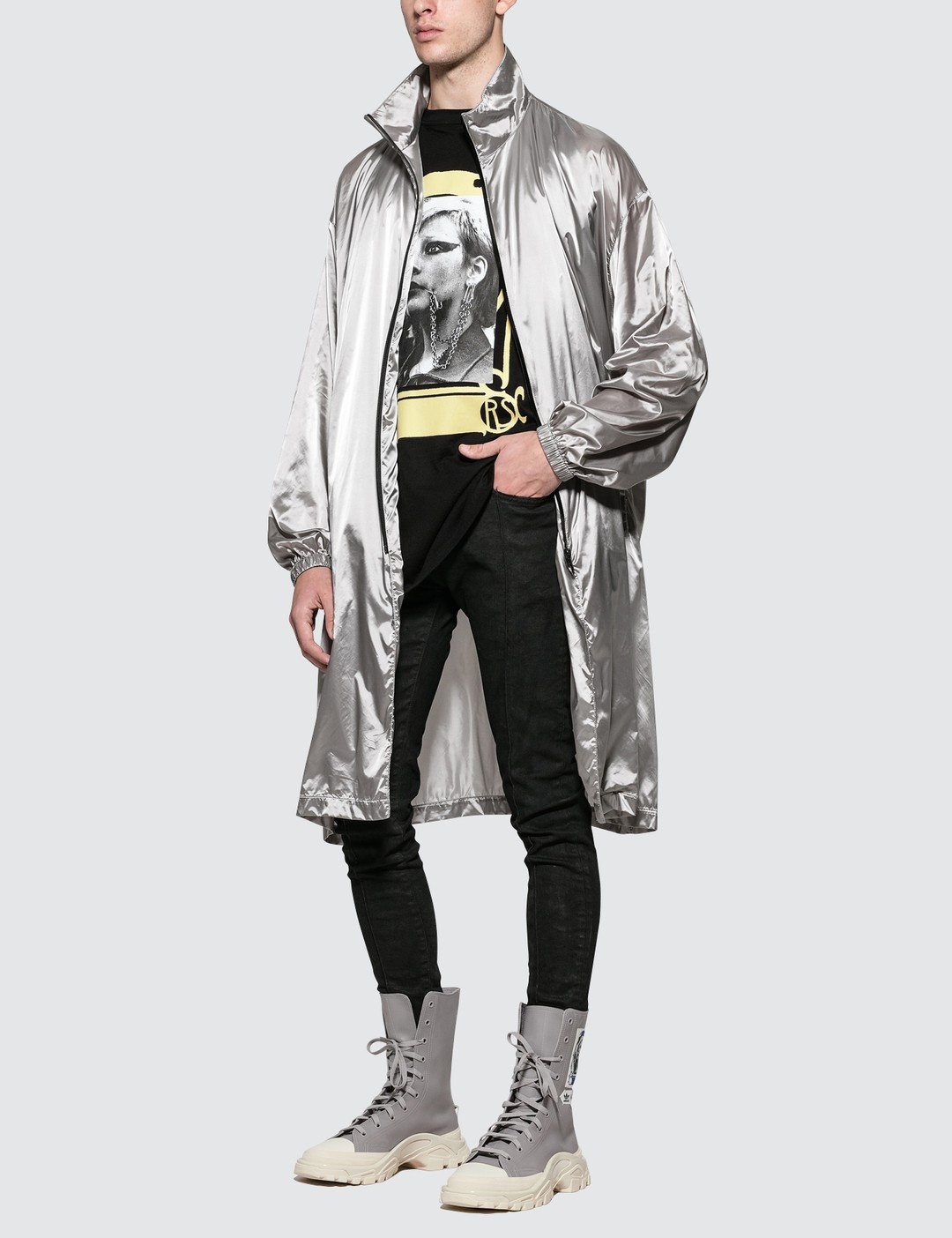 NYLON RAINCOAT - 6