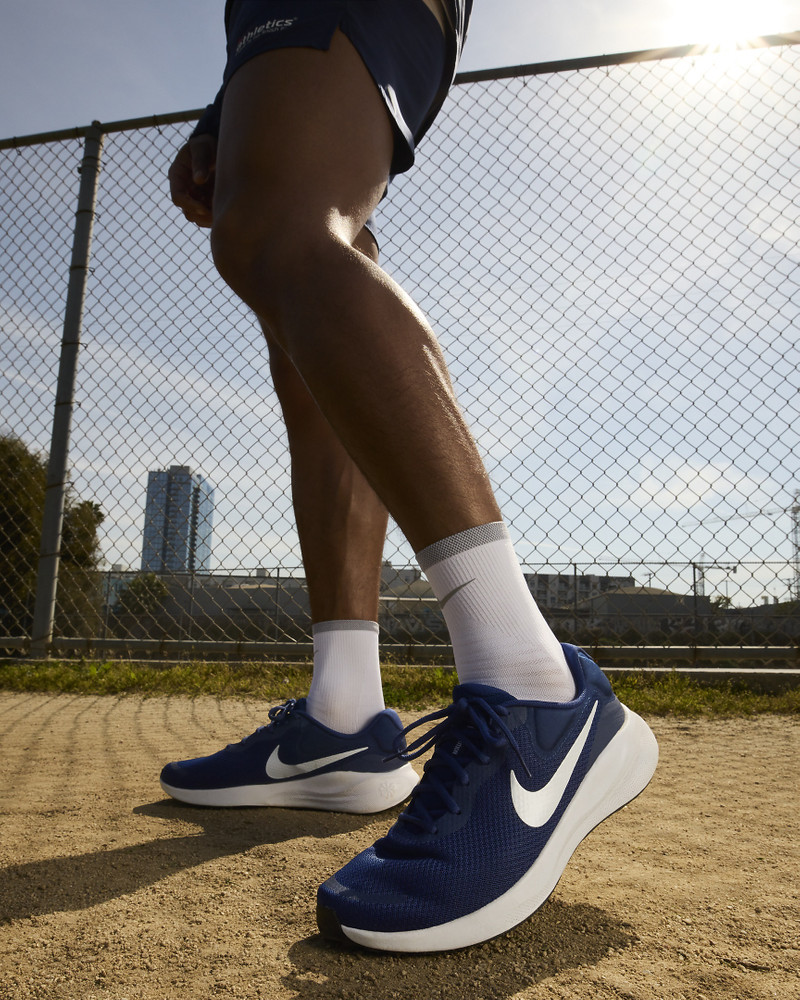 Nike Revolution 7 남성 도로 실행 신발 2
