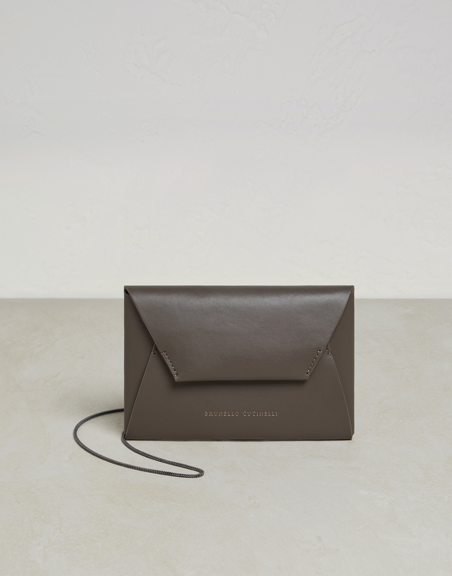 Matte calfskin envelope bag with precious chain - 1