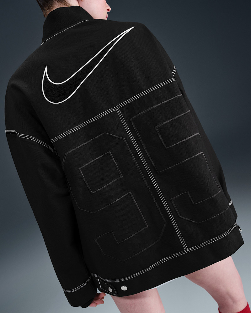 Nike Nike Sportswear Women's Oversized Graphic Cargo Jacket outlook