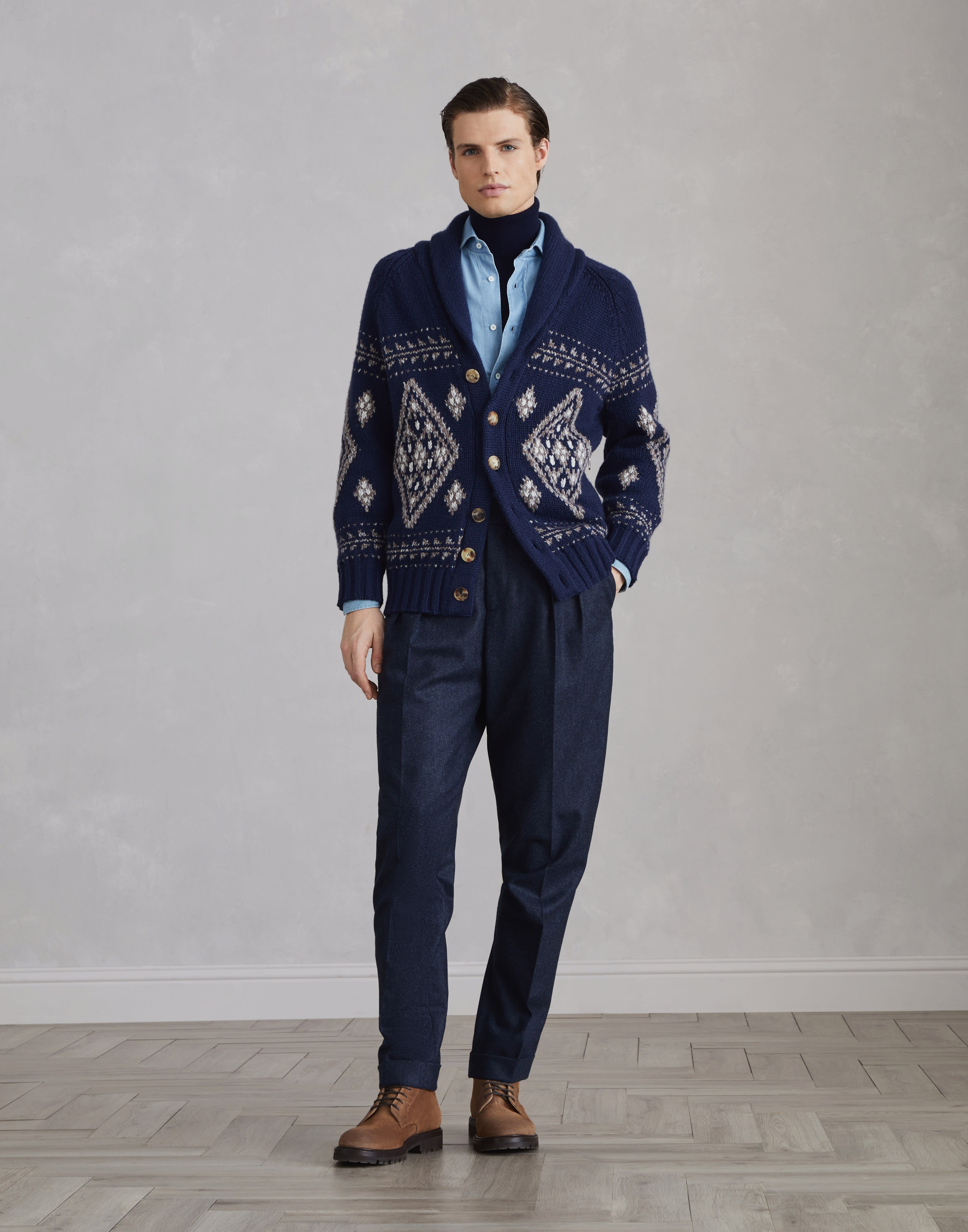 Geometric jacquard cardigan in cashmere feather yarn with shawl collar - 5