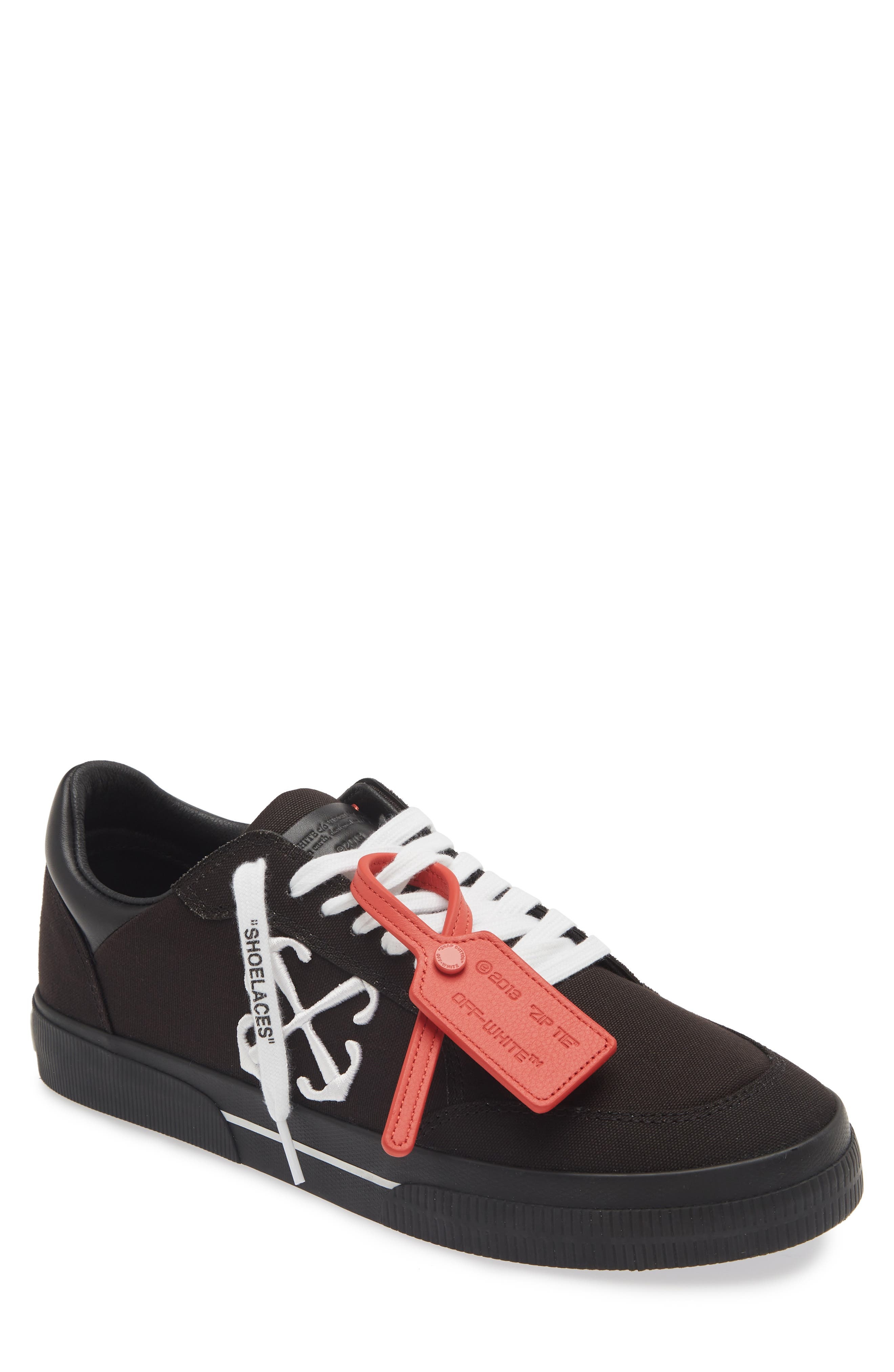 Off-White Arrow Canvas Low Top Sneaker in Black - 1