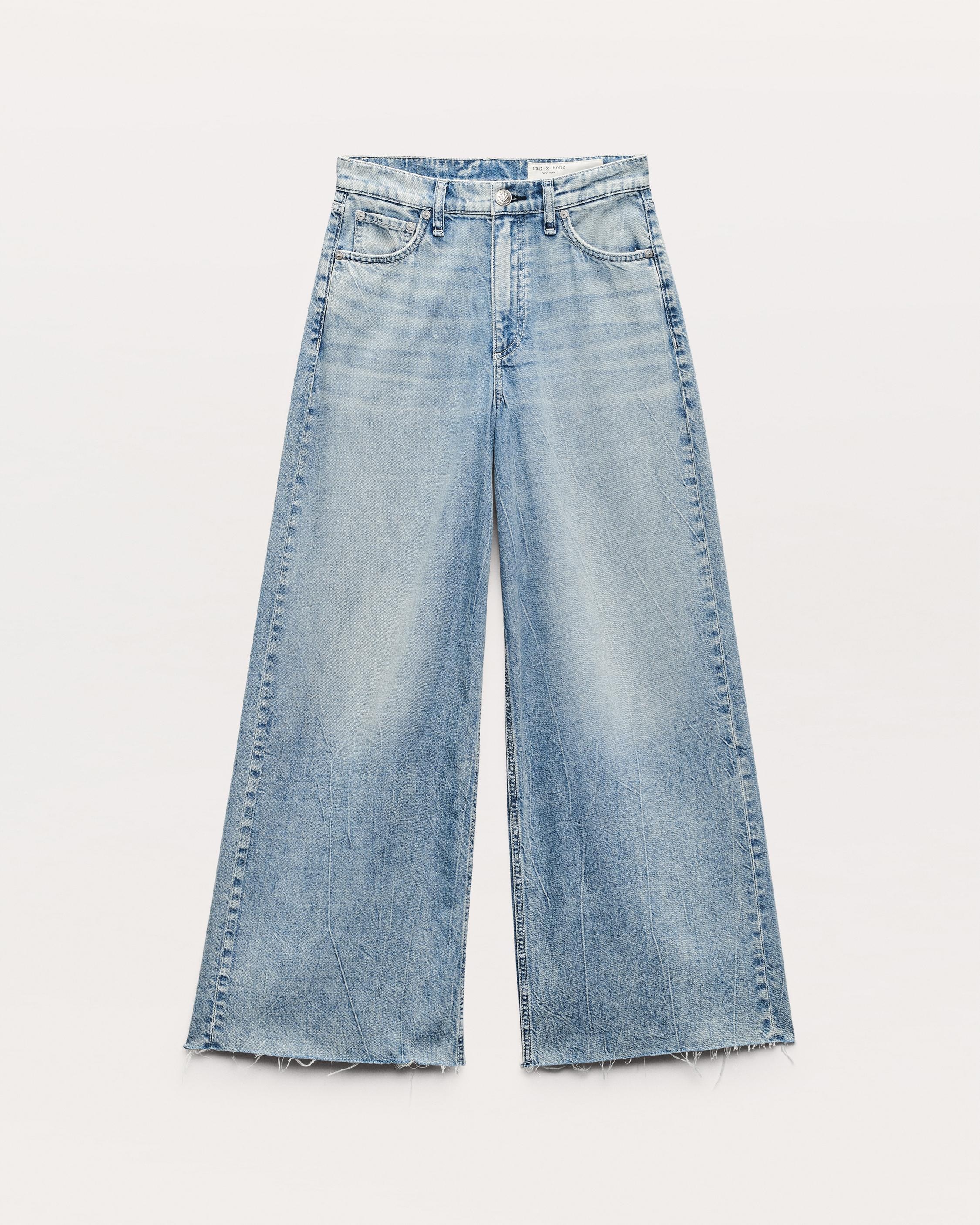 Sofie Ankle Wide-Leg Jeans
Featherweight in Mira - 1