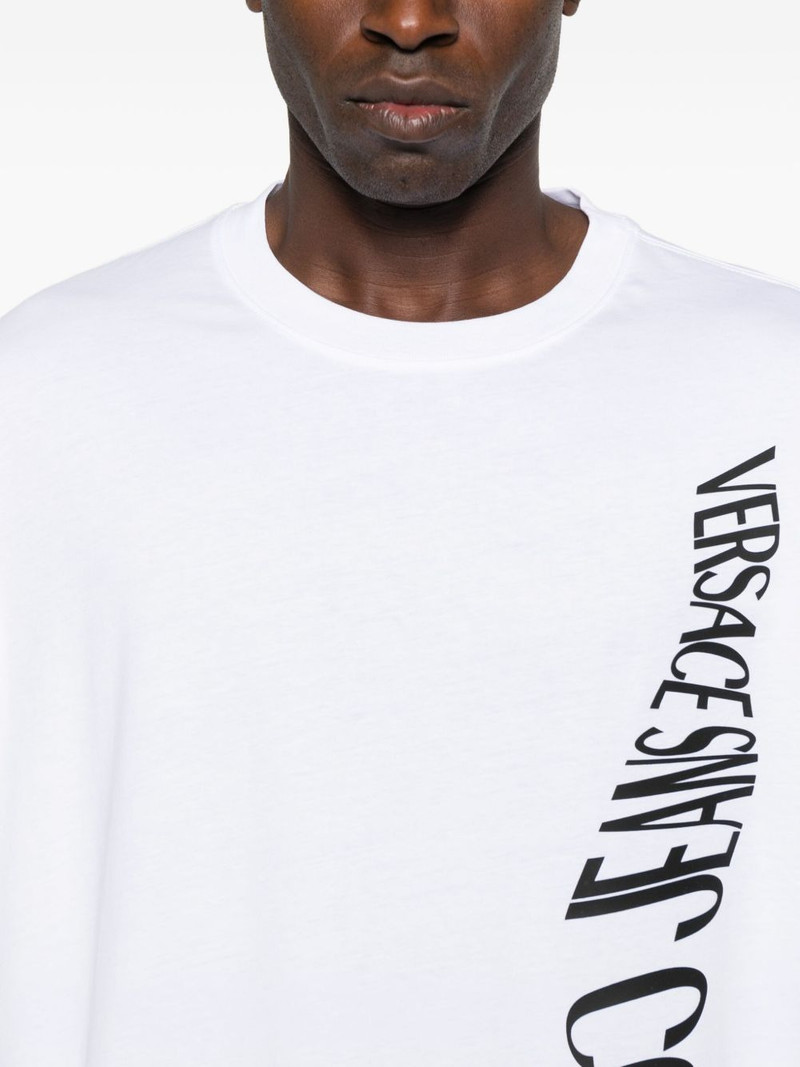 vertical-logo T-shirt 4