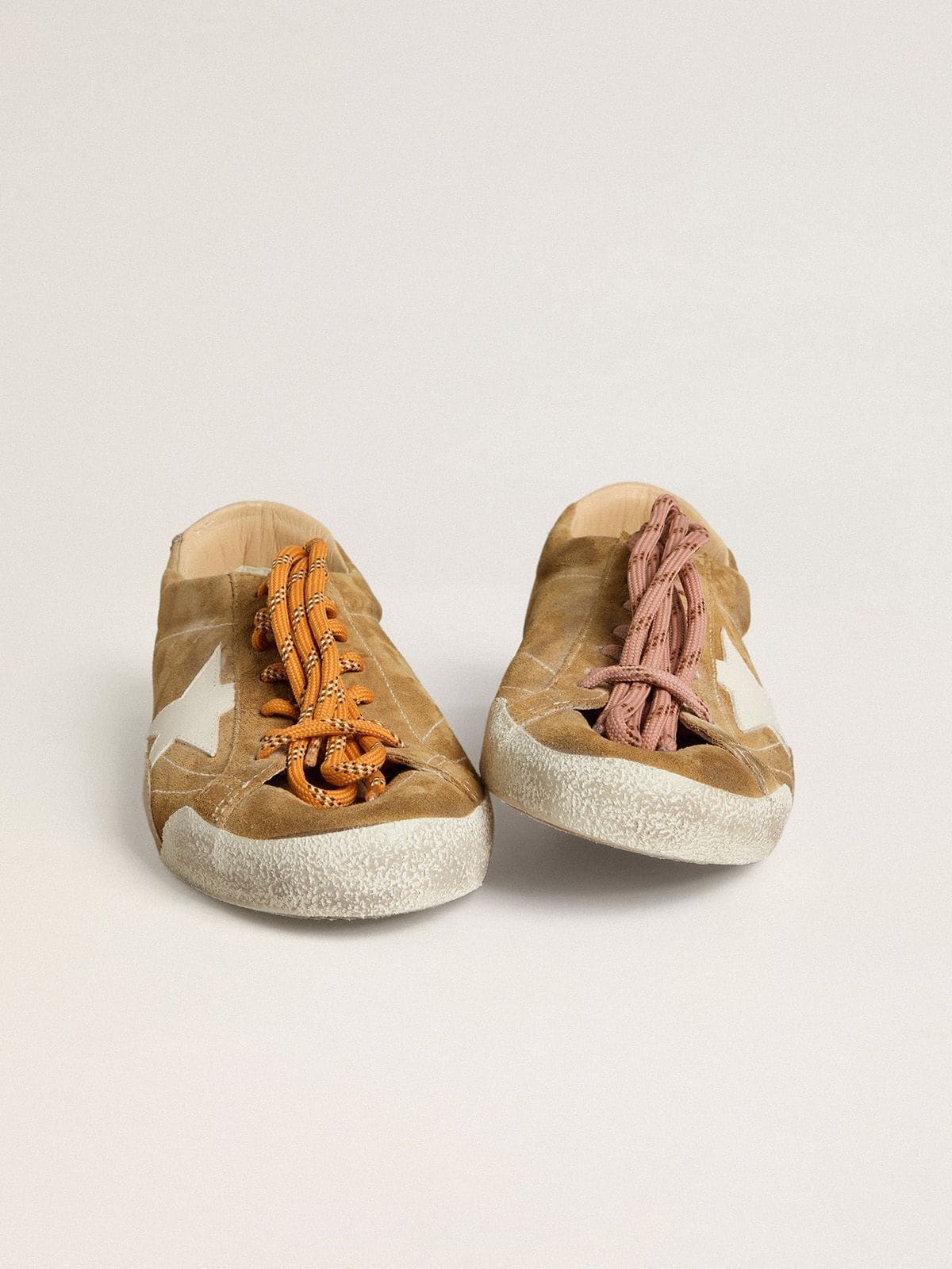 Women's True-Star in tobacco-colored suede with white star and platinum heel tab - 4