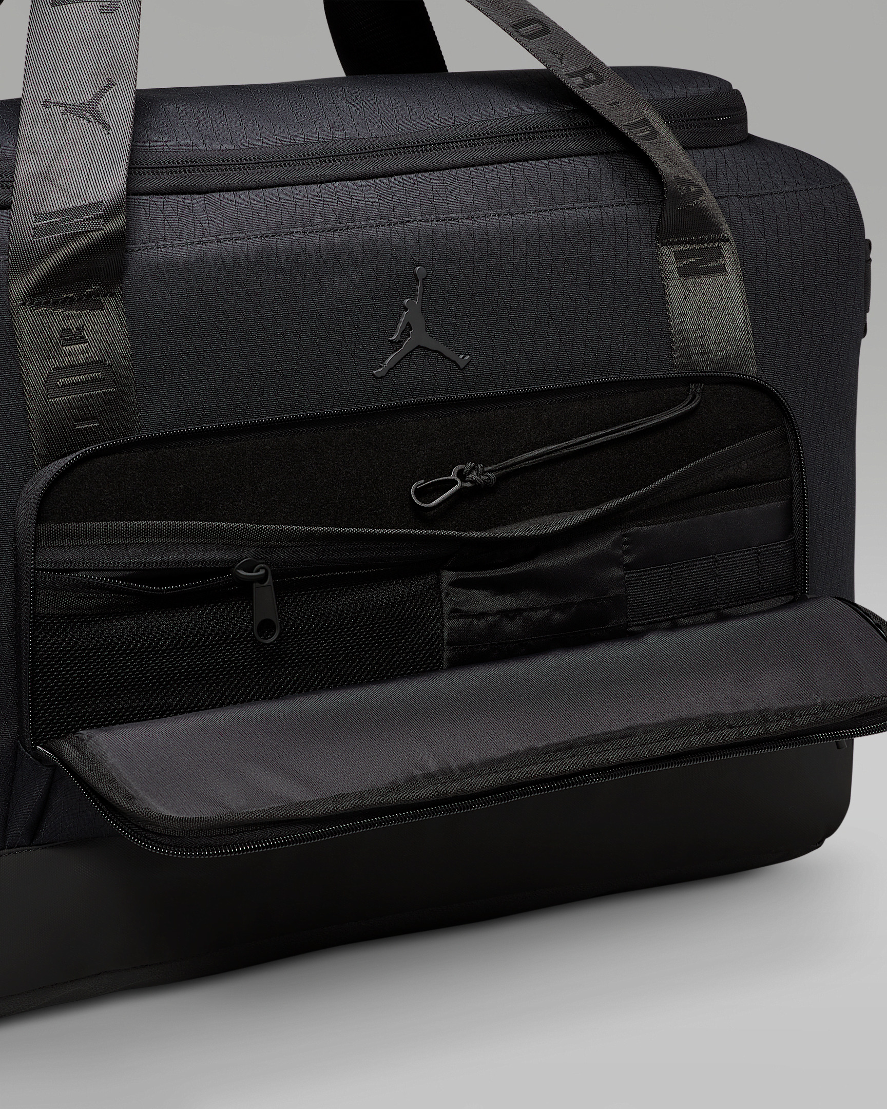 Jordan Collectors Duffel (44L) - 7