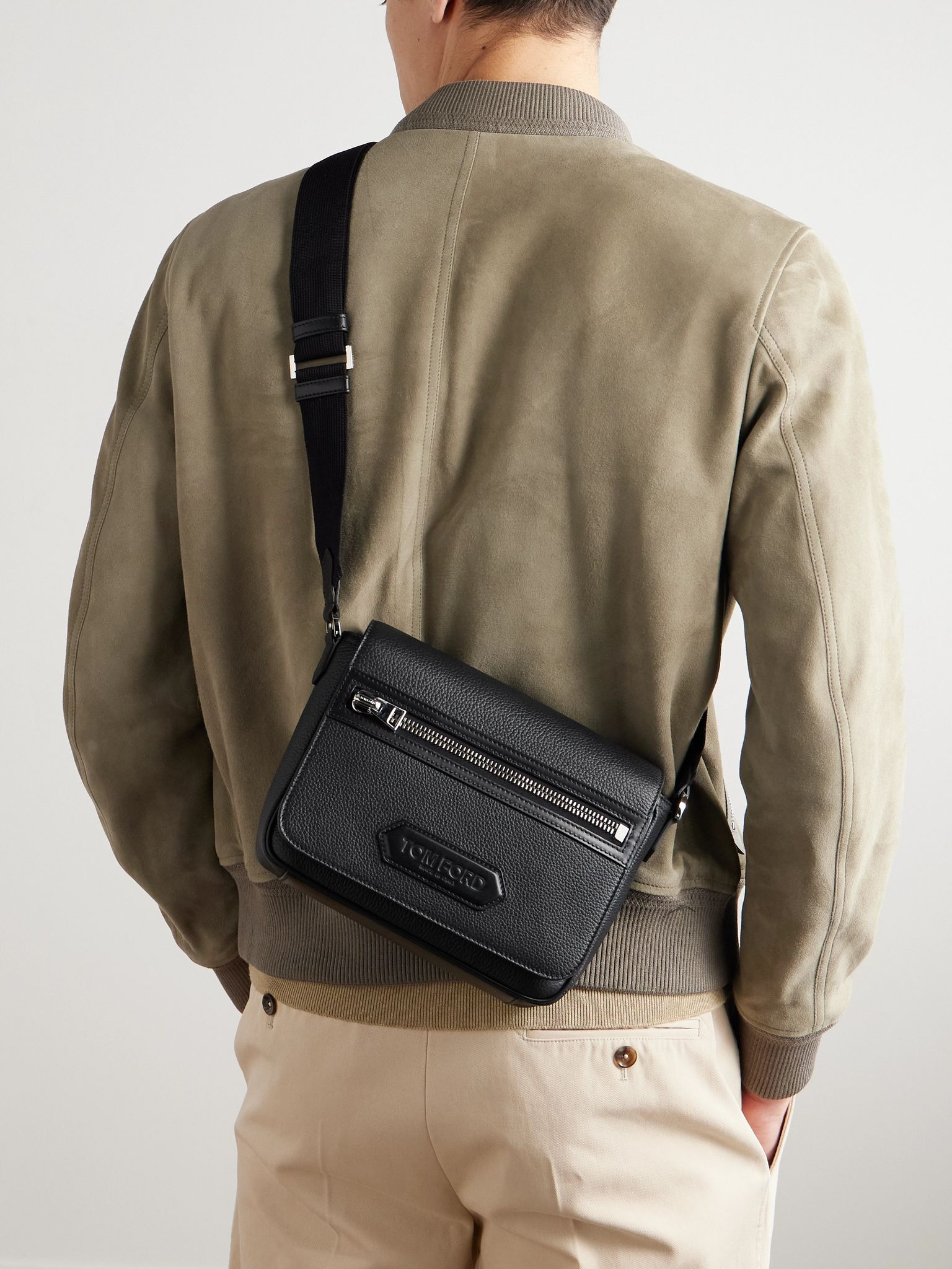 Full-Grain Leather Messenger Bag Black - 2
