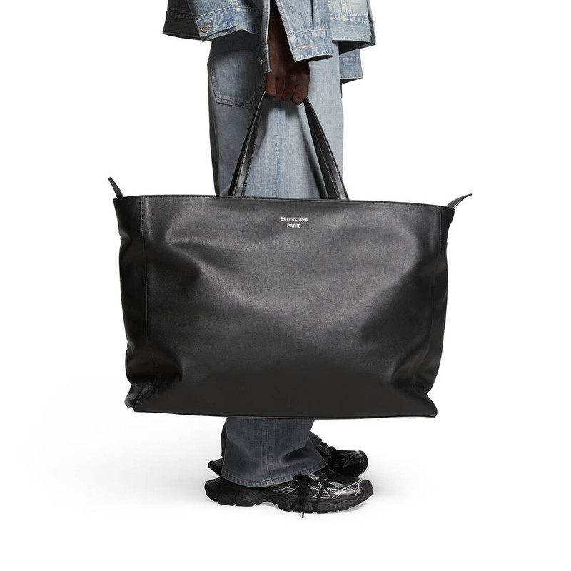 BALENCIAGA Men's Passenger Xl Carry All Tote Bag in Black outlook