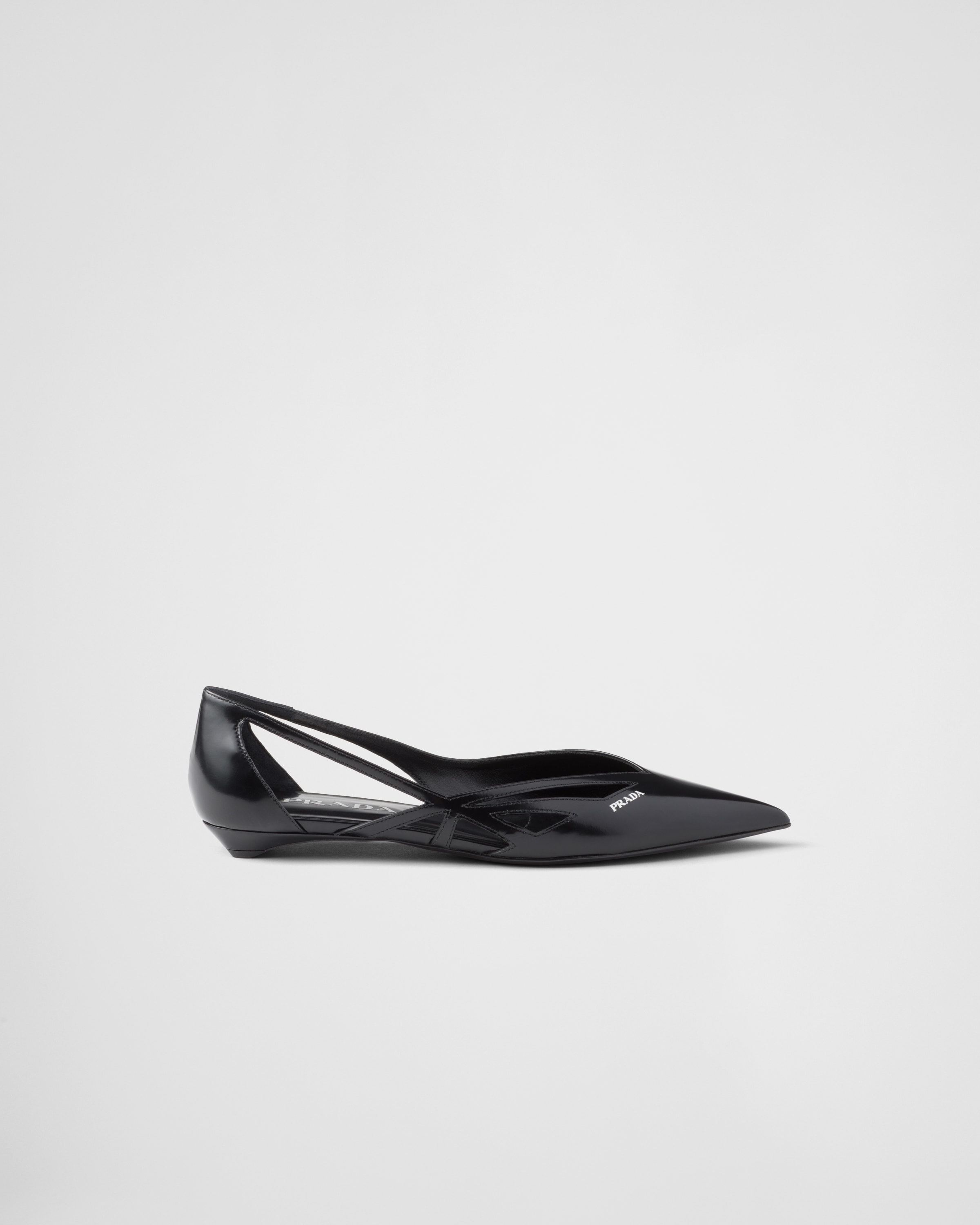 Brushed leather cut-out ballerinas - 2