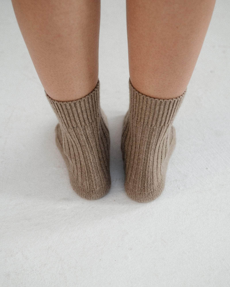 BASERANGE Rib Overankle Socks - Recycled Cashmere Rib outlook