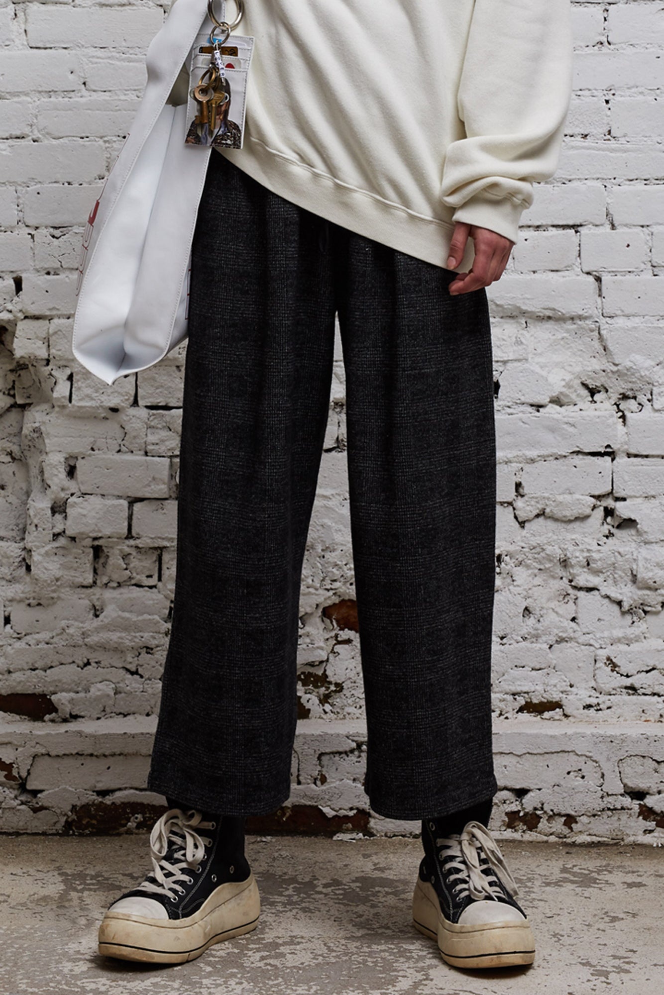CROPPED PLEATED WIDE LEG PANT - GREY GLEN PLAID | R13 - 2