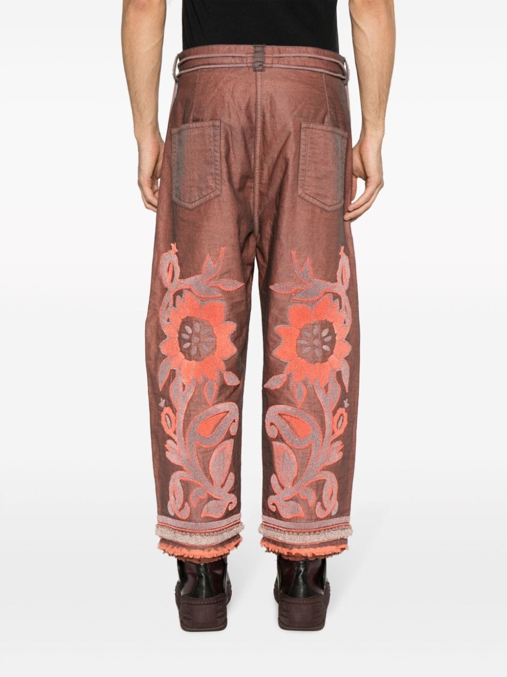 floral-embroidered cropped trousers - 4