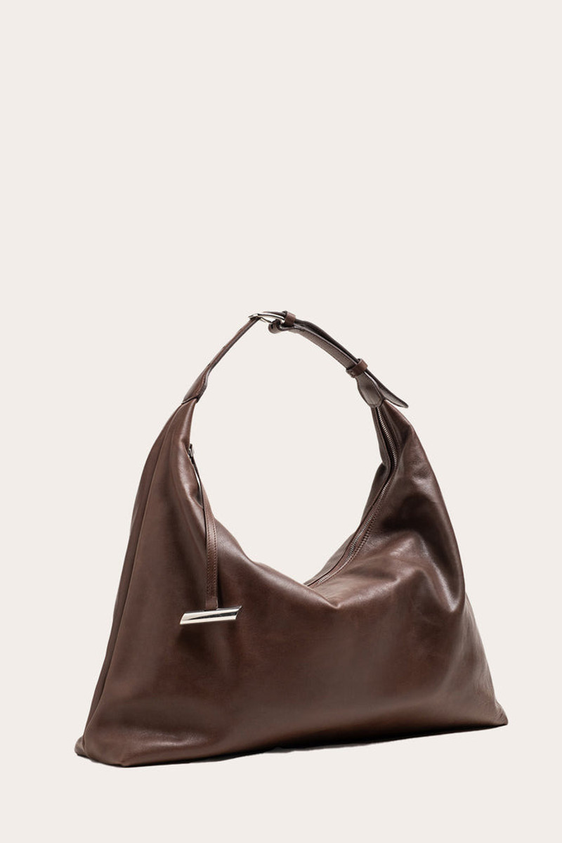 PILLOW HOBO DARK BROWN 4
